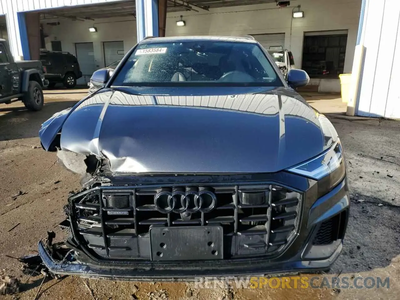 5 fotografías del automóvil dañado WA1EVAF1XKD023157 AUDI Q8 2019