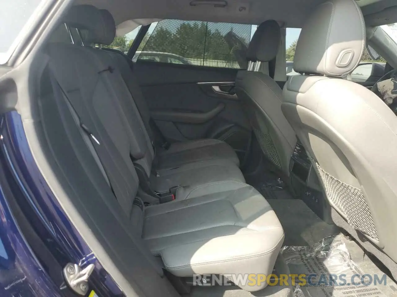 10 fotografías del automóvil dañado WA1FVAF10KD023298 AUDI Q8 2019