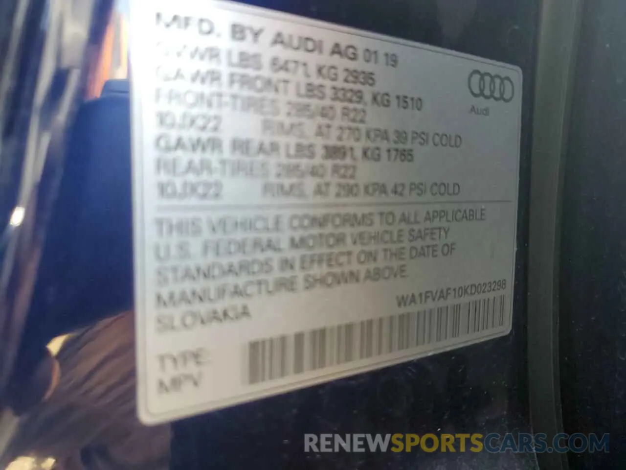 13 fotografías del automóvil dañado WA1FVAF10KD023298 AUDI Q8 2019