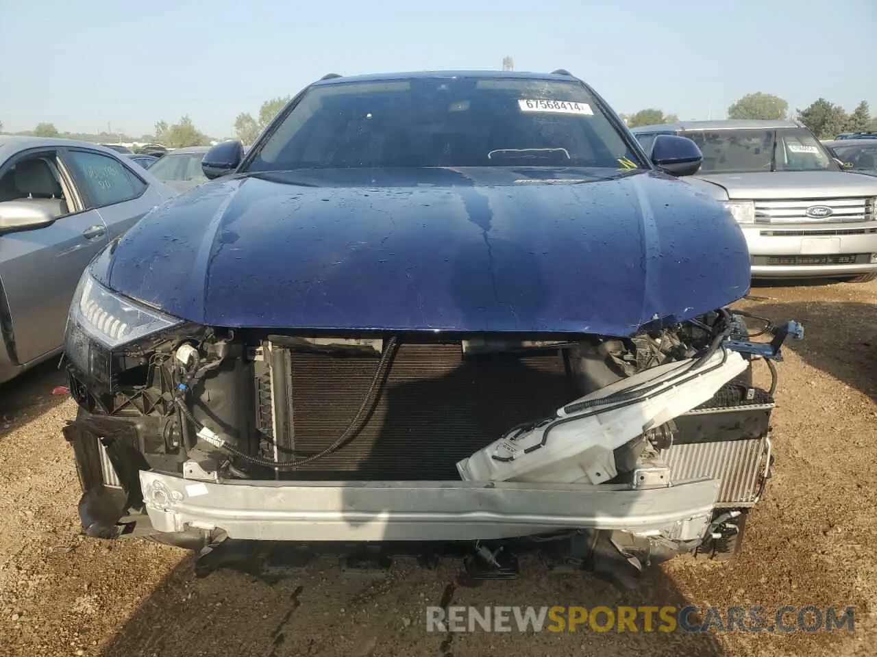 5 fotografías del automóvil dañado WA1FVAF10KD023298 AUDI Q8 2019