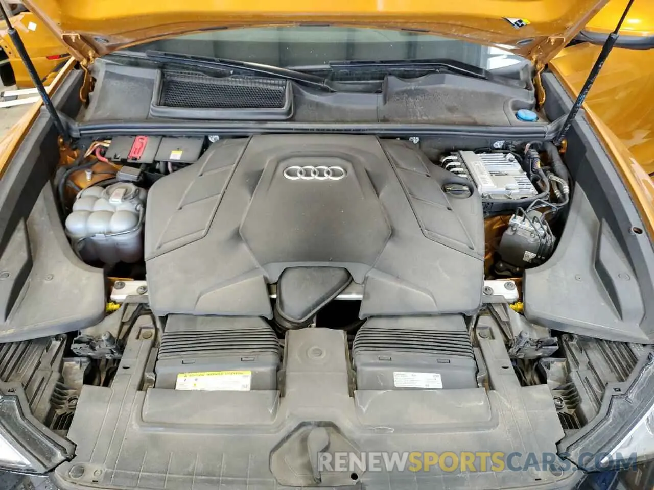 12 fotografías del automóvil dañado WA1FVAF12KD026669 AUDI Q8 2019