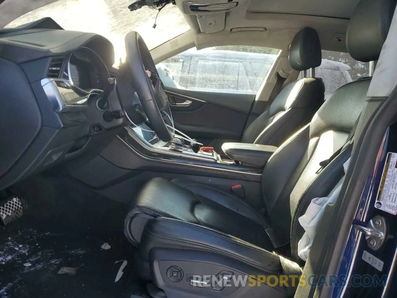 7 fotografías del automóvil dañado WA1FVAF13KD038782 AUDI Q8 2019