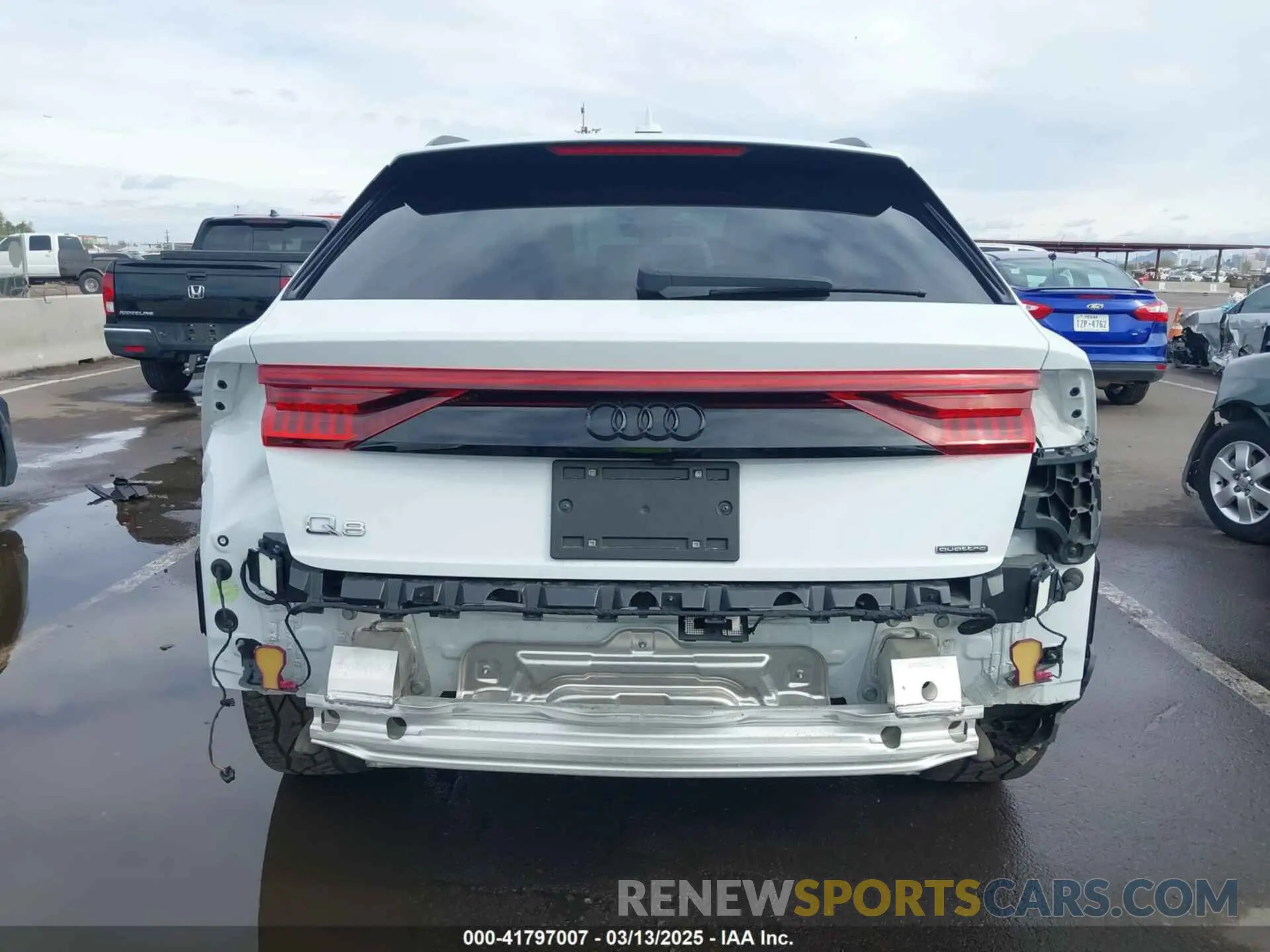 6 fotografías del automóvil dañado WA1FVAF14KD045661 AUDI Q8 2019