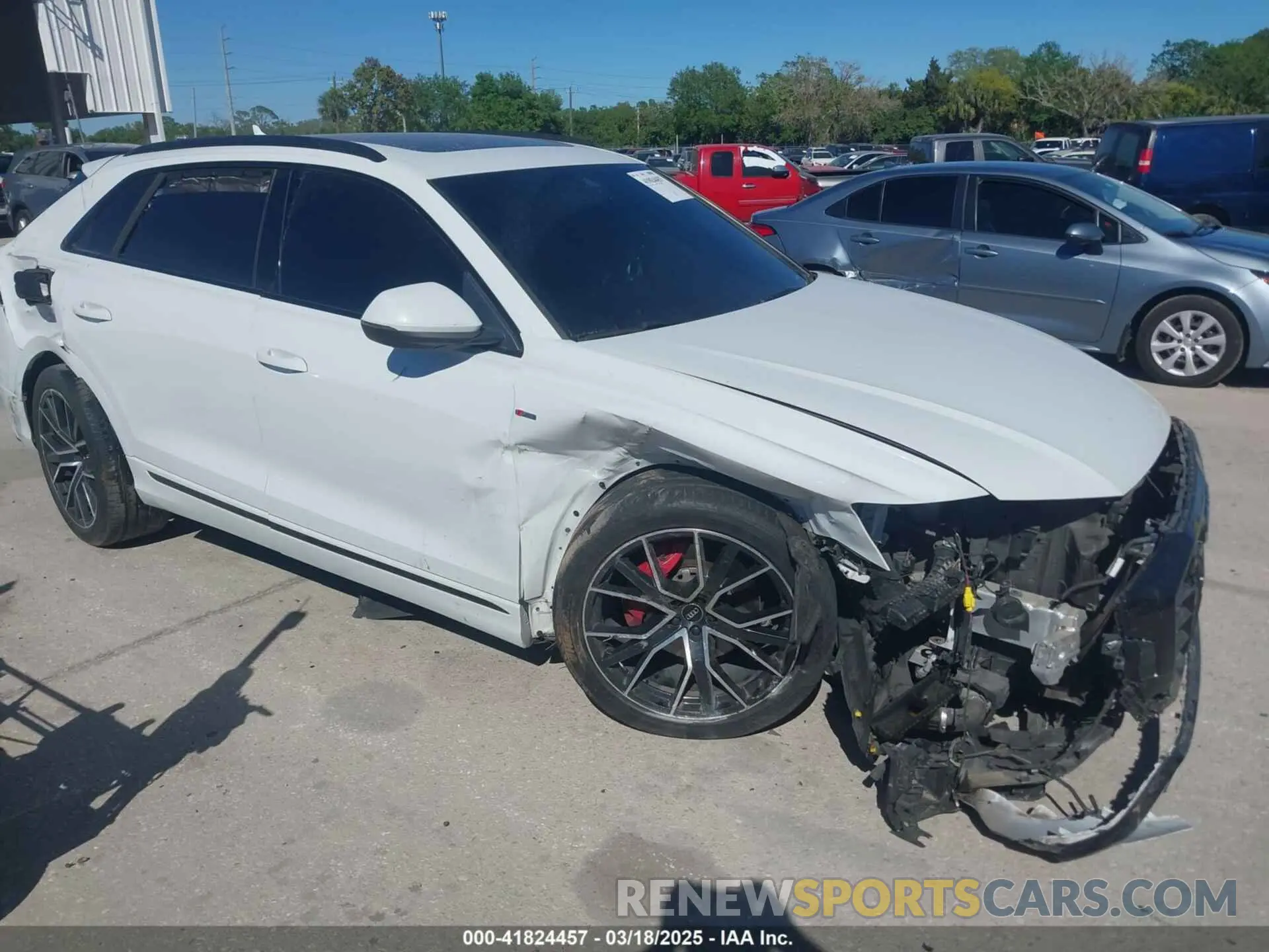 1 fotografías del automóvil dañado WA1FVAF16KD007851 AUDI Q8 2019