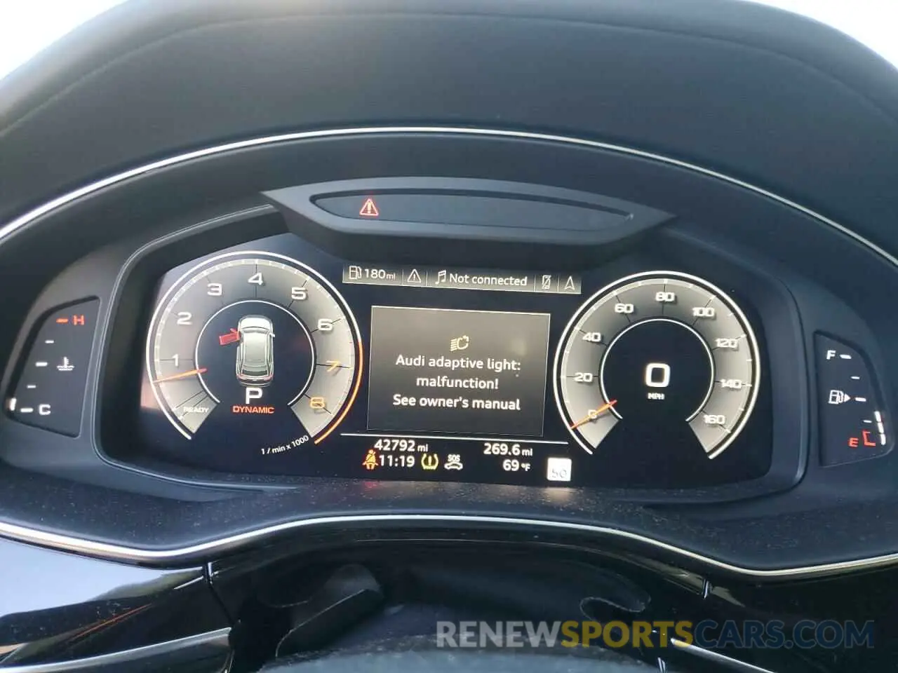 9 fotografías del automóvil dañado WA1FVAF16KD039909 AUDI Q8 2019
