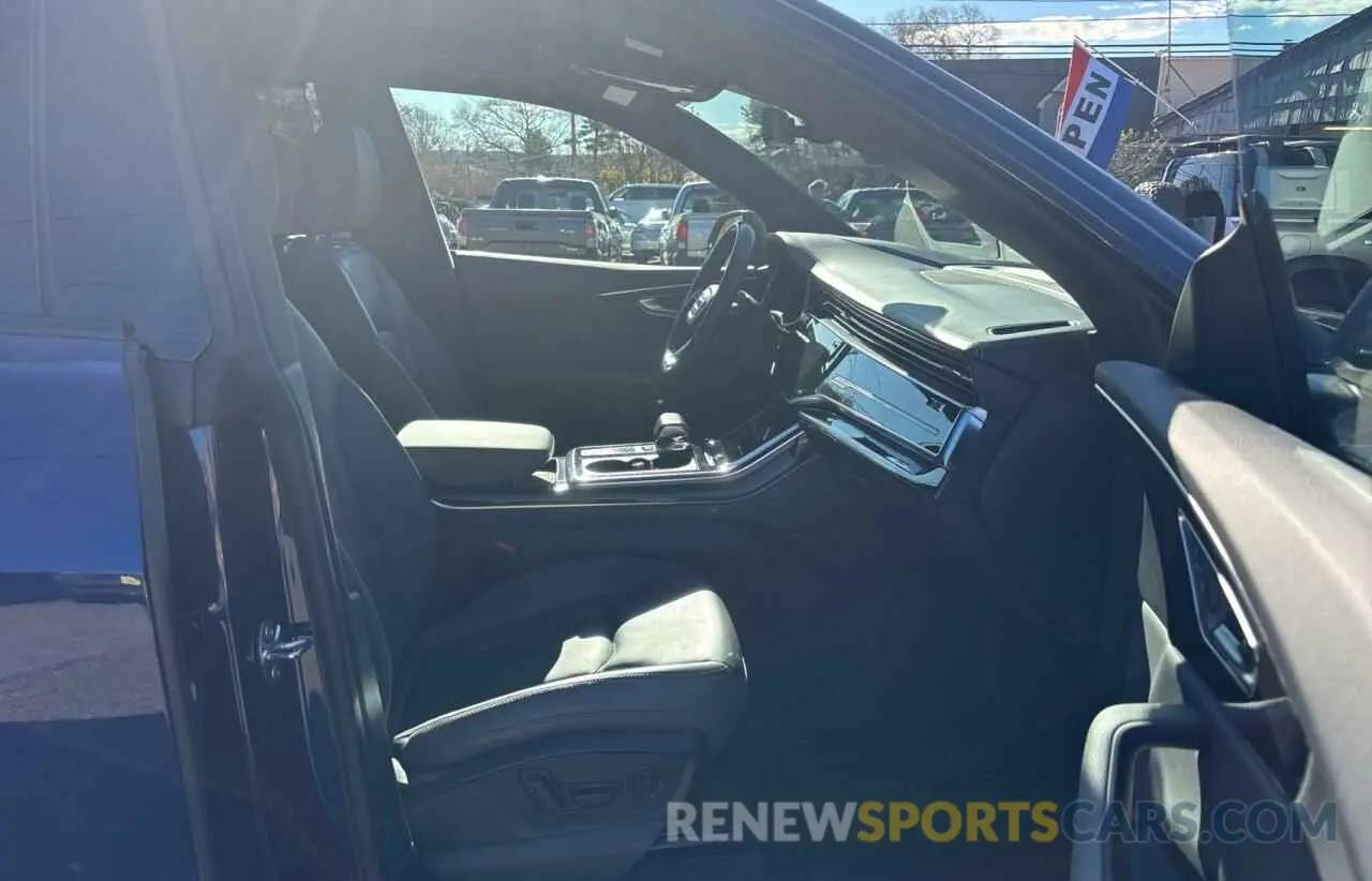 5 fotografías del automóvil dañado WA1FVAF18KD011741 AUDI Q8 2019