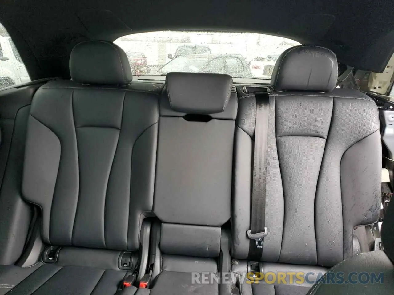 10 fotografías del automóvil dañado WA1FVAF1XKD025351 AUDI Q8 2019