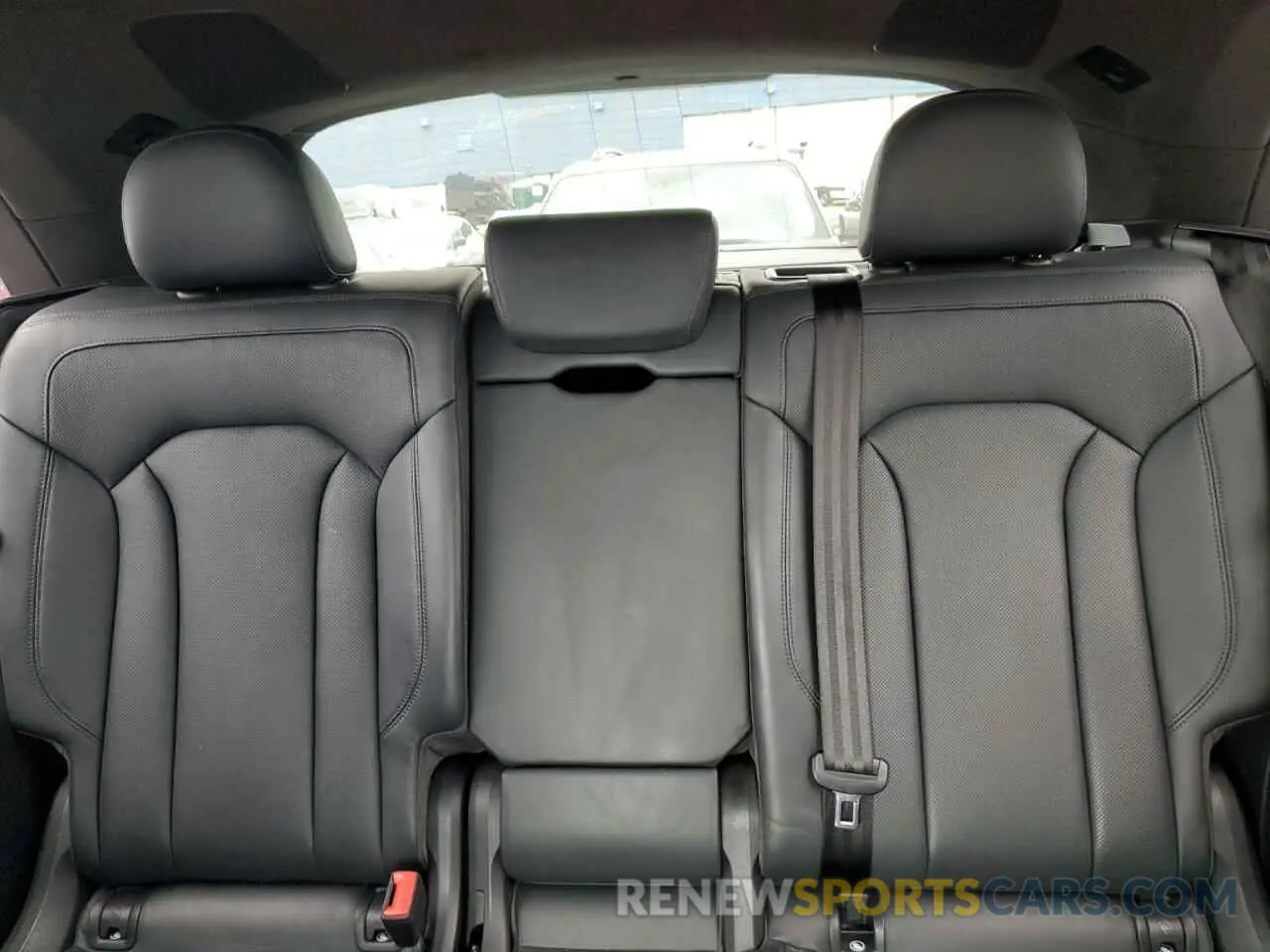 10 fotografías del automóvil dañado WA1FVAF1XKD042652 AUDI Q8 2019