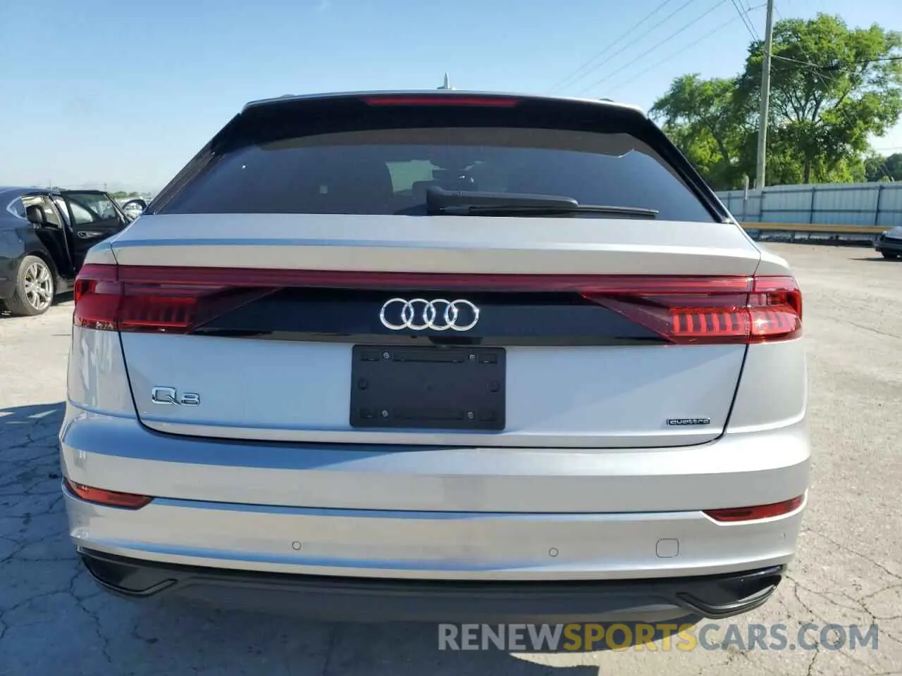 6 fotografías del automóvil dañado WA1AVAF13LD017393 AUDI Q8 2020
