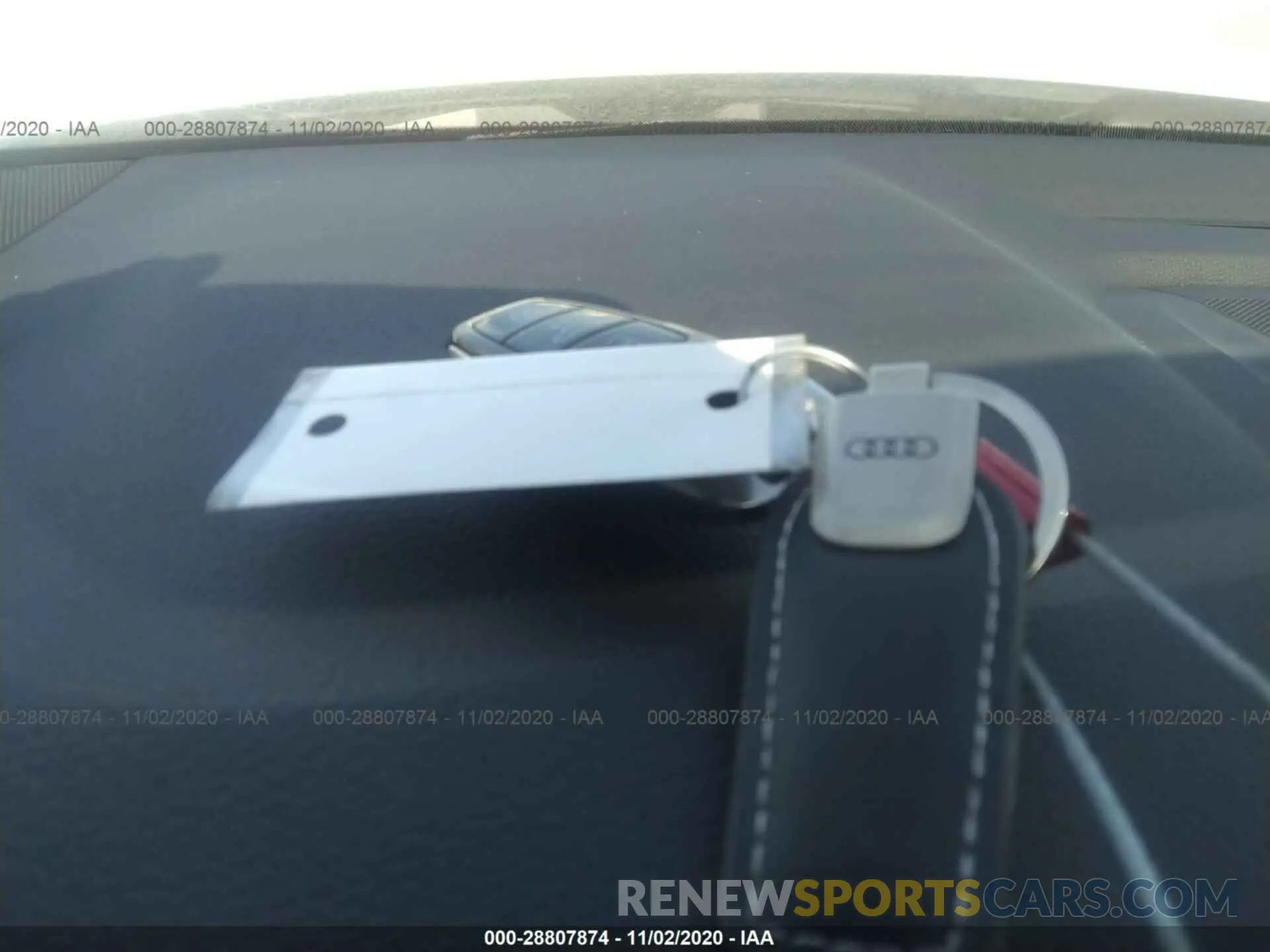 11 fotografías del automóvil dañado WA1BVAF13LD017690 AUDI Q8 2020