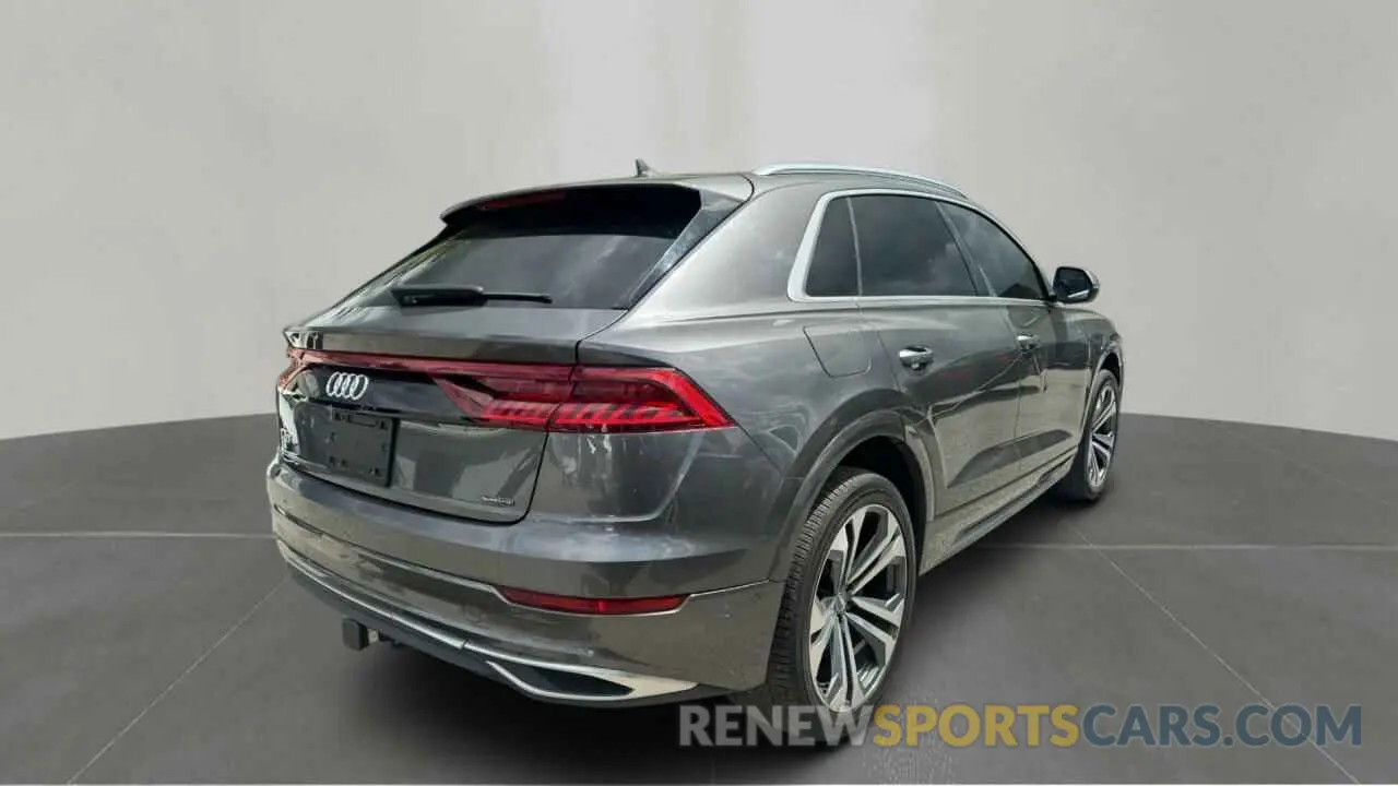 4 fotografías del automóvil dañado WA1BVAF16LD019823 AUDI Q8 2020