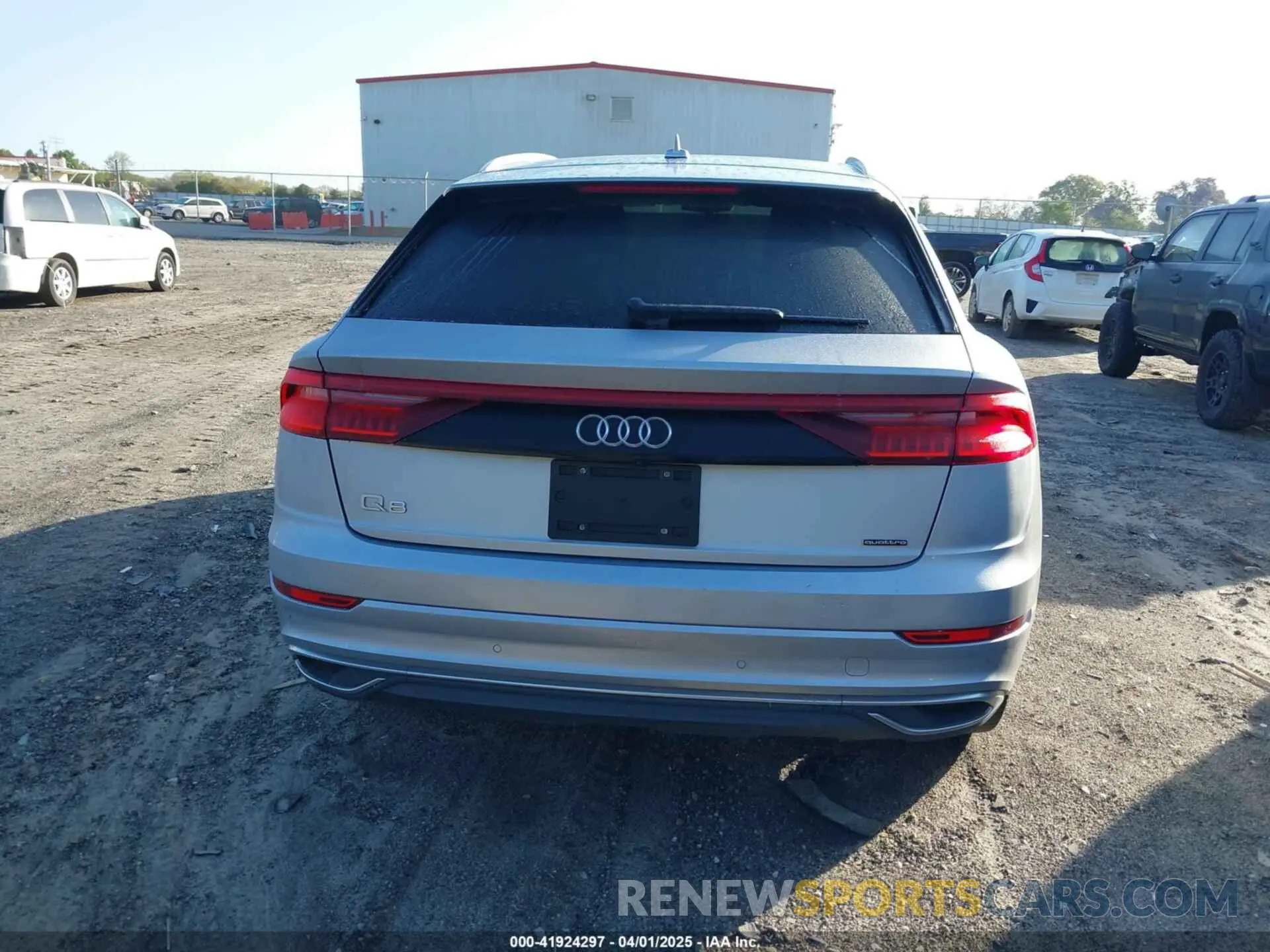 16 fotografías del automóvil dañado WA1CVAF12LD009942 AUDI Q8 2020