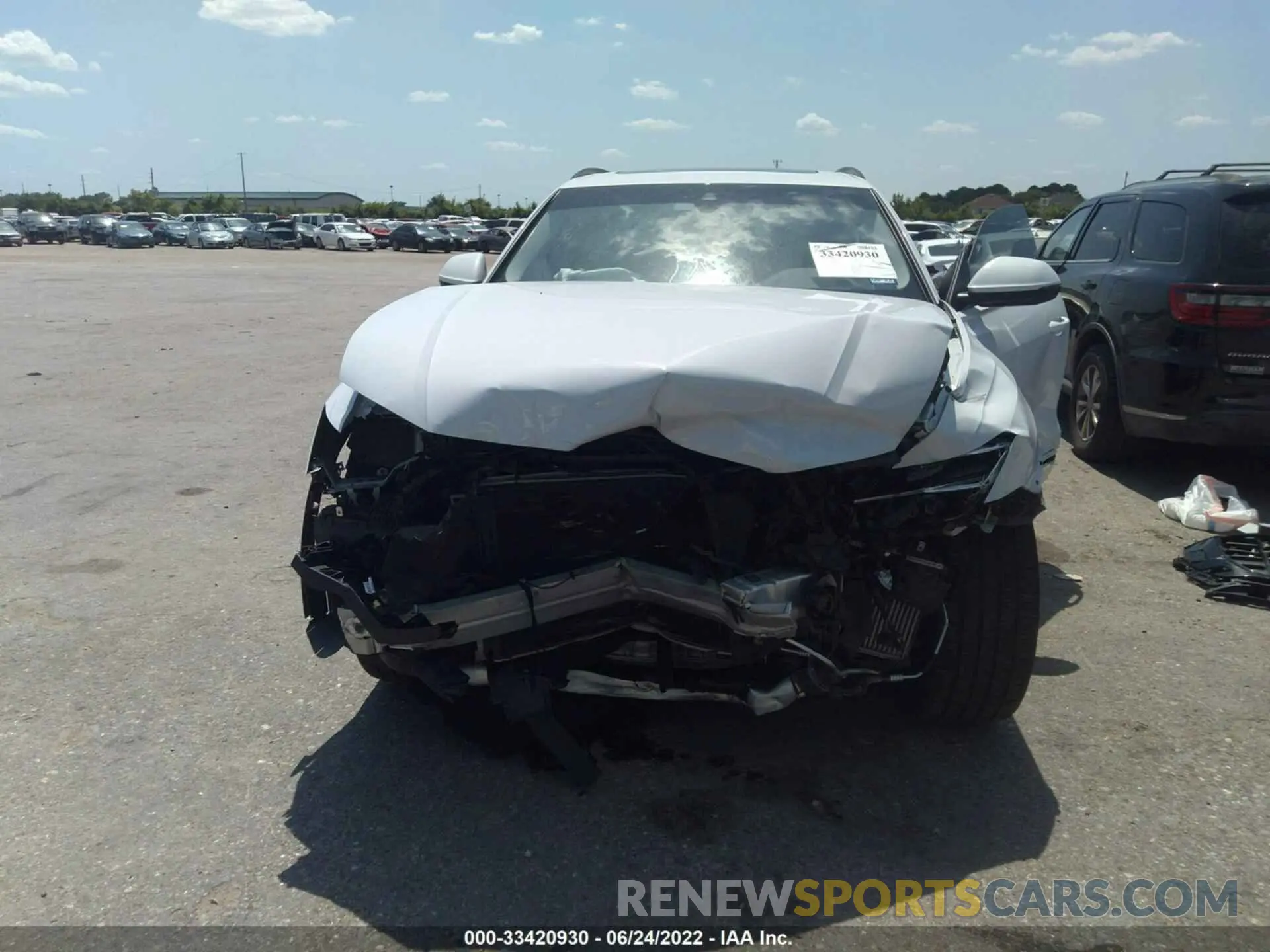6 fotografías del automóvil dañado WA1EVAF11LD022397 AUDI Q8 2020