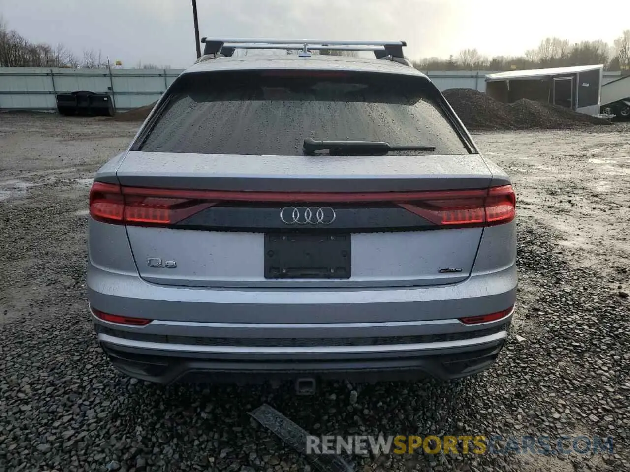 6 fotografías del automóvil dañado WA1EVAF18LD026592 AUDI Q8 2020