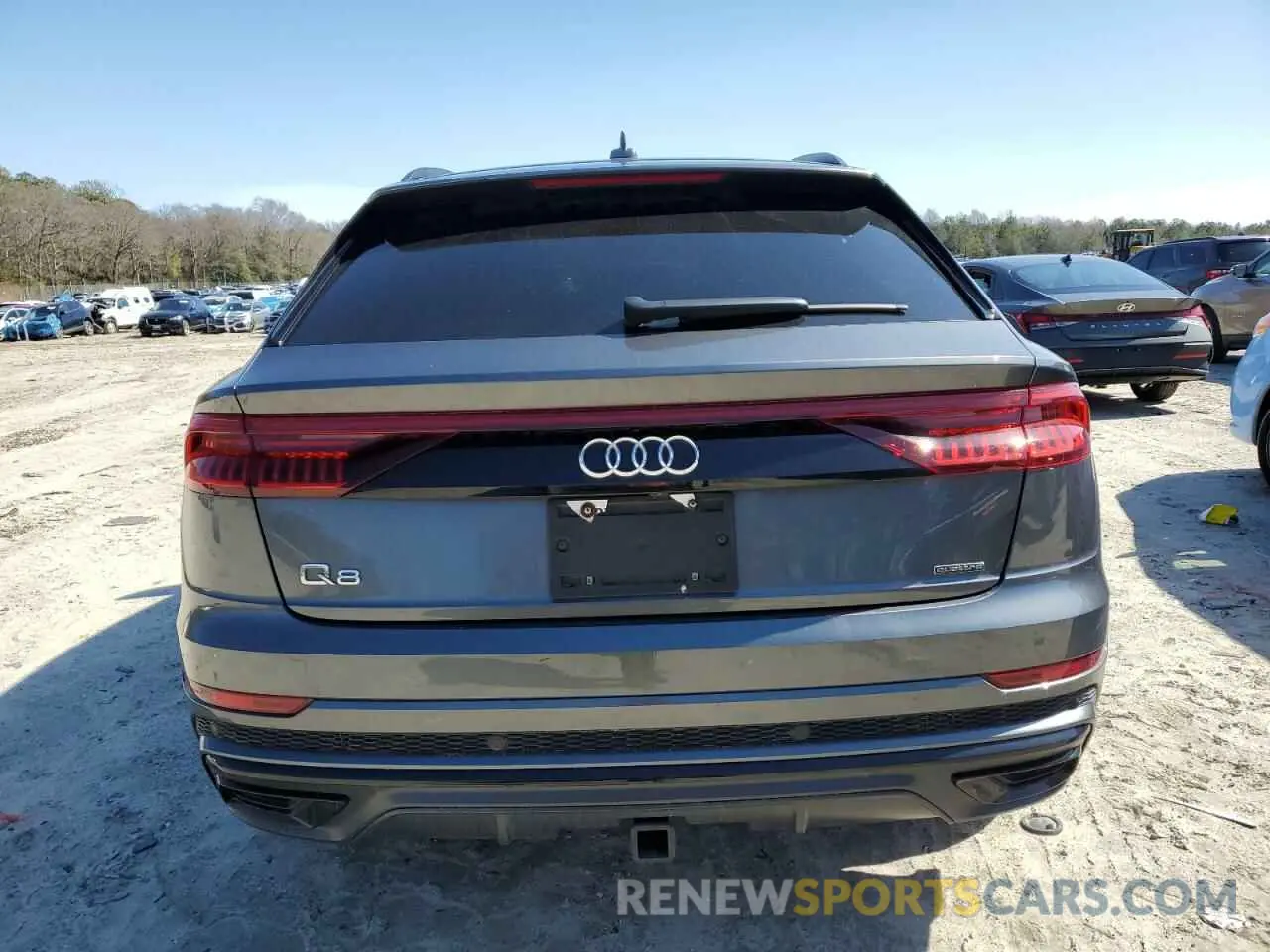 6 fotografías del automóvil dañado WA1EVAF1XLD003508 AUDI Q8 2020