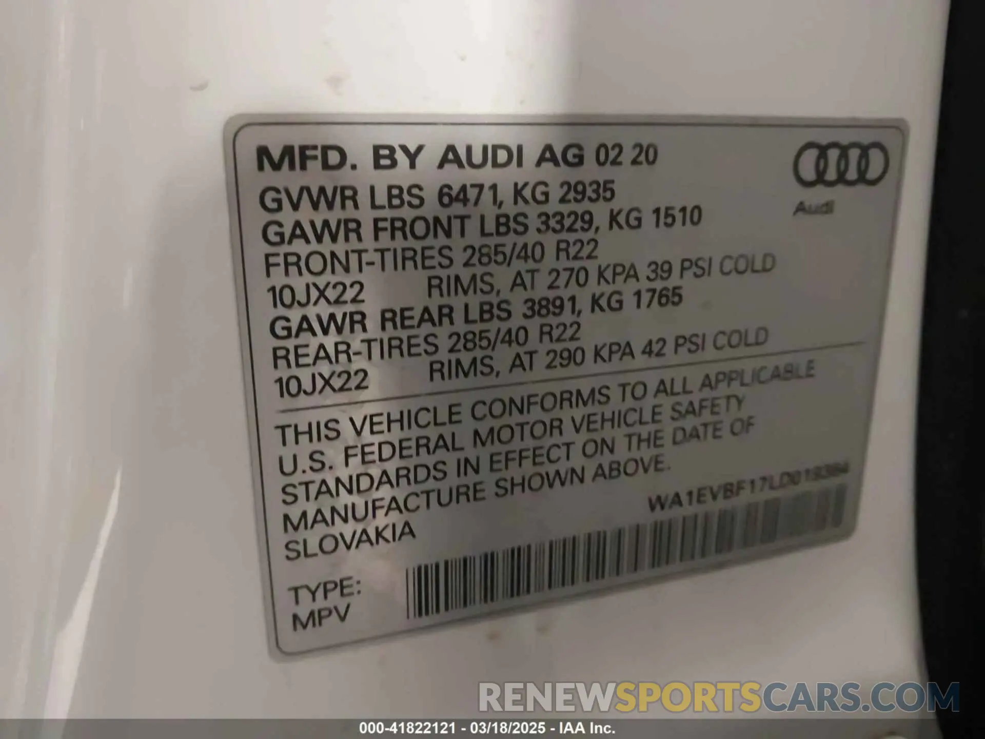 9 fotografías del automóvil dañado WA1EVBF17LD019364 AUDI Q8 2020