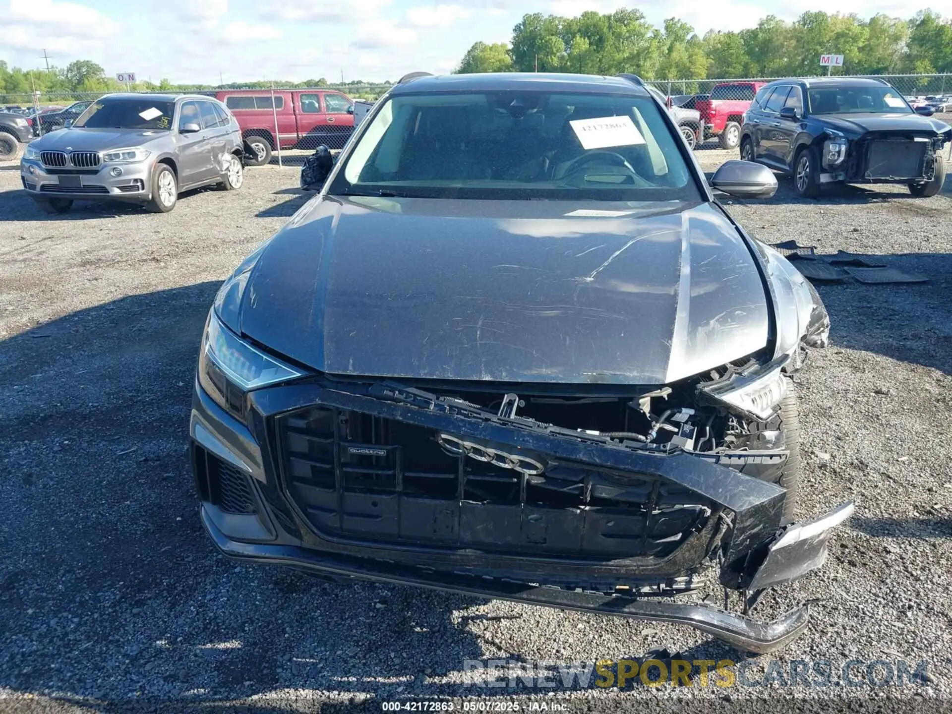 13 fotografías del automóvil dañado WA1FVAF10LD005451 AUDI Q8 2020