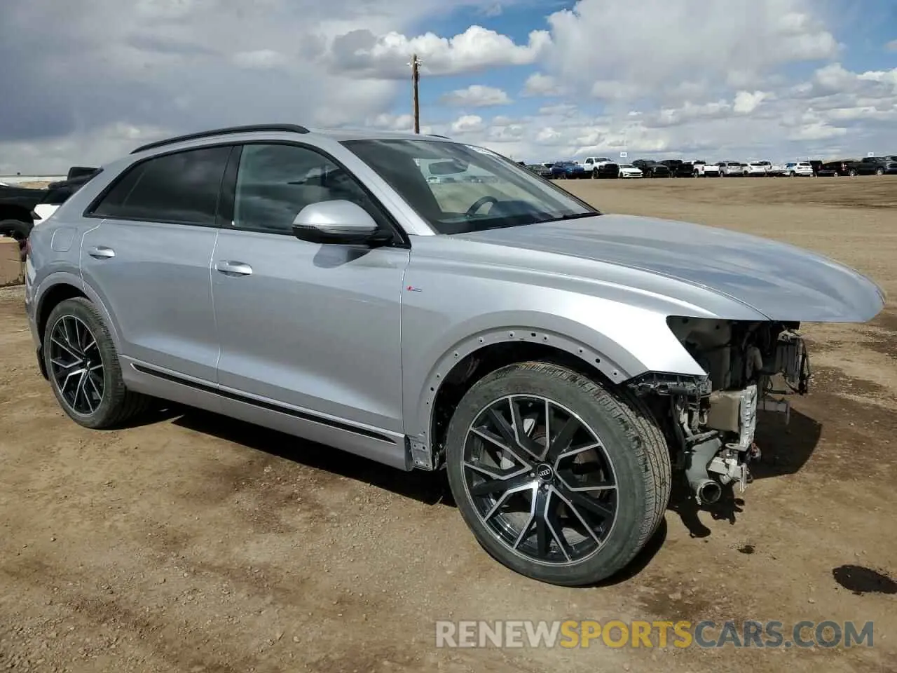 4 fotografías del automóvil dañado WA1FVAF15LD001475 AUDI Q8 2020