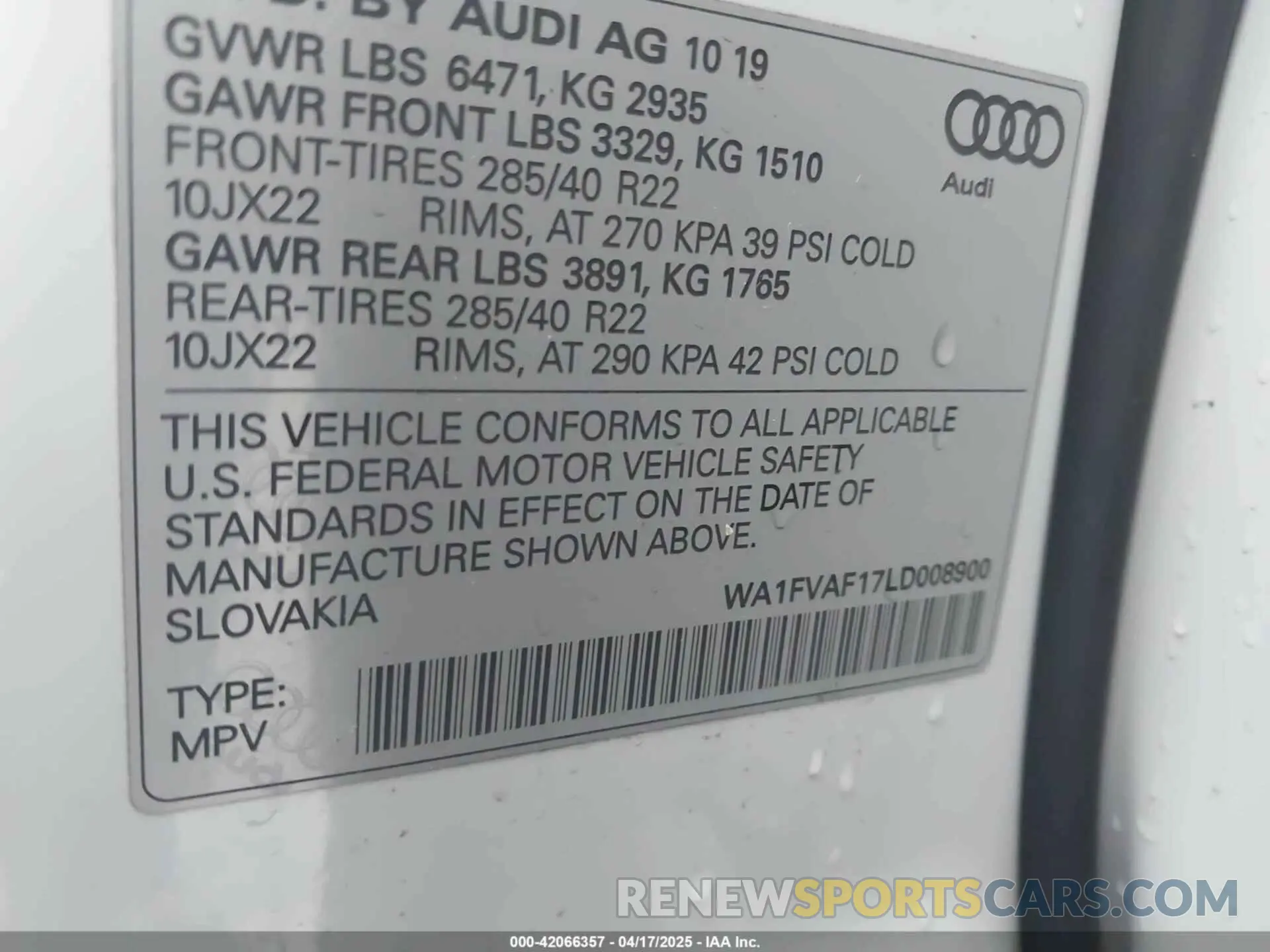9 fotografías del automóvil dañado WA1FVAF17LD008900 AUDI Q8 2020
