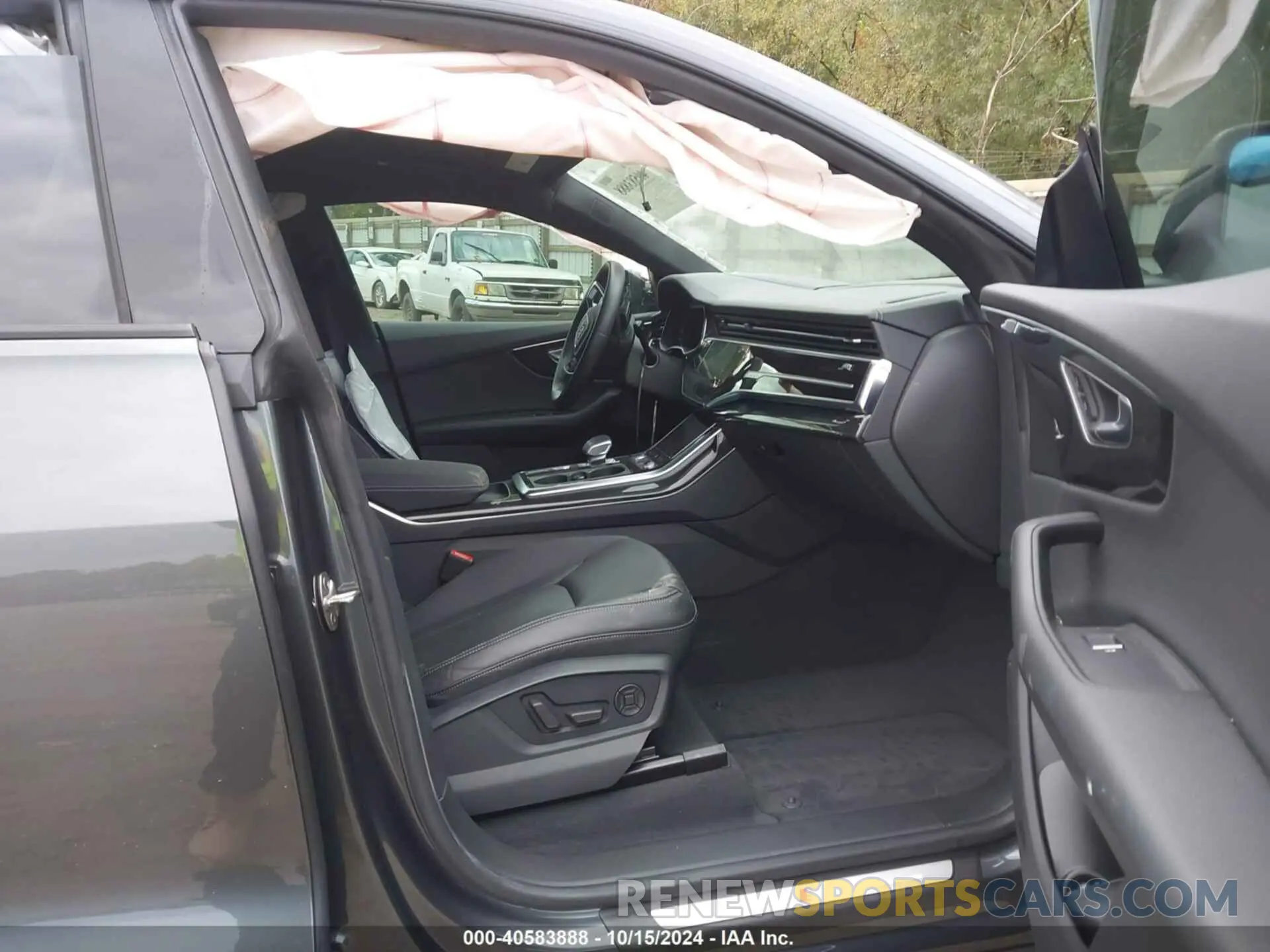 5 fotografías del automóvil dañado WA1FVBF12LD020670 AUDI Q8 2020