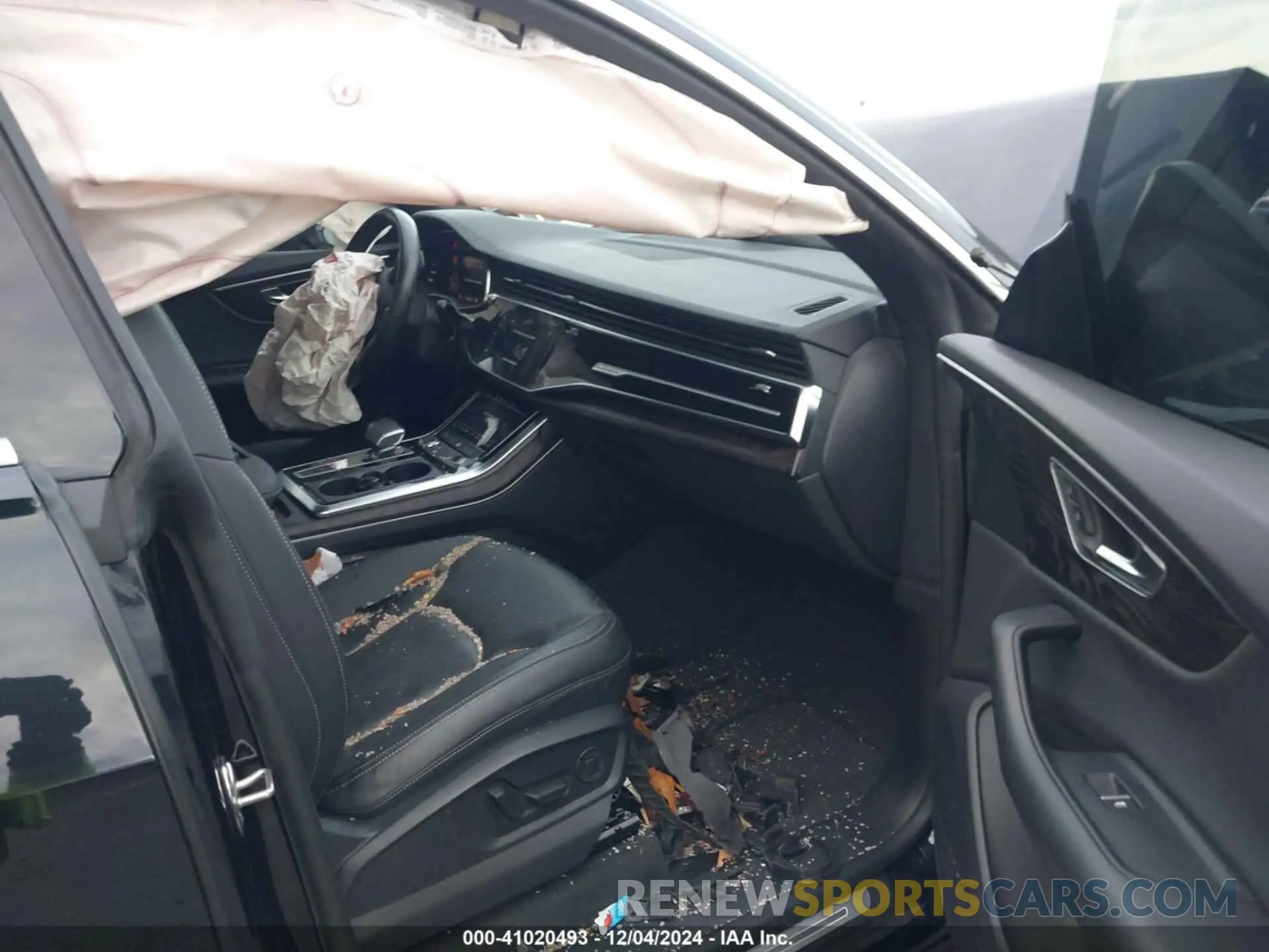 5 fotografías del automóvil dañado WA1BVAF13MD028948 AUDI Q8 2021