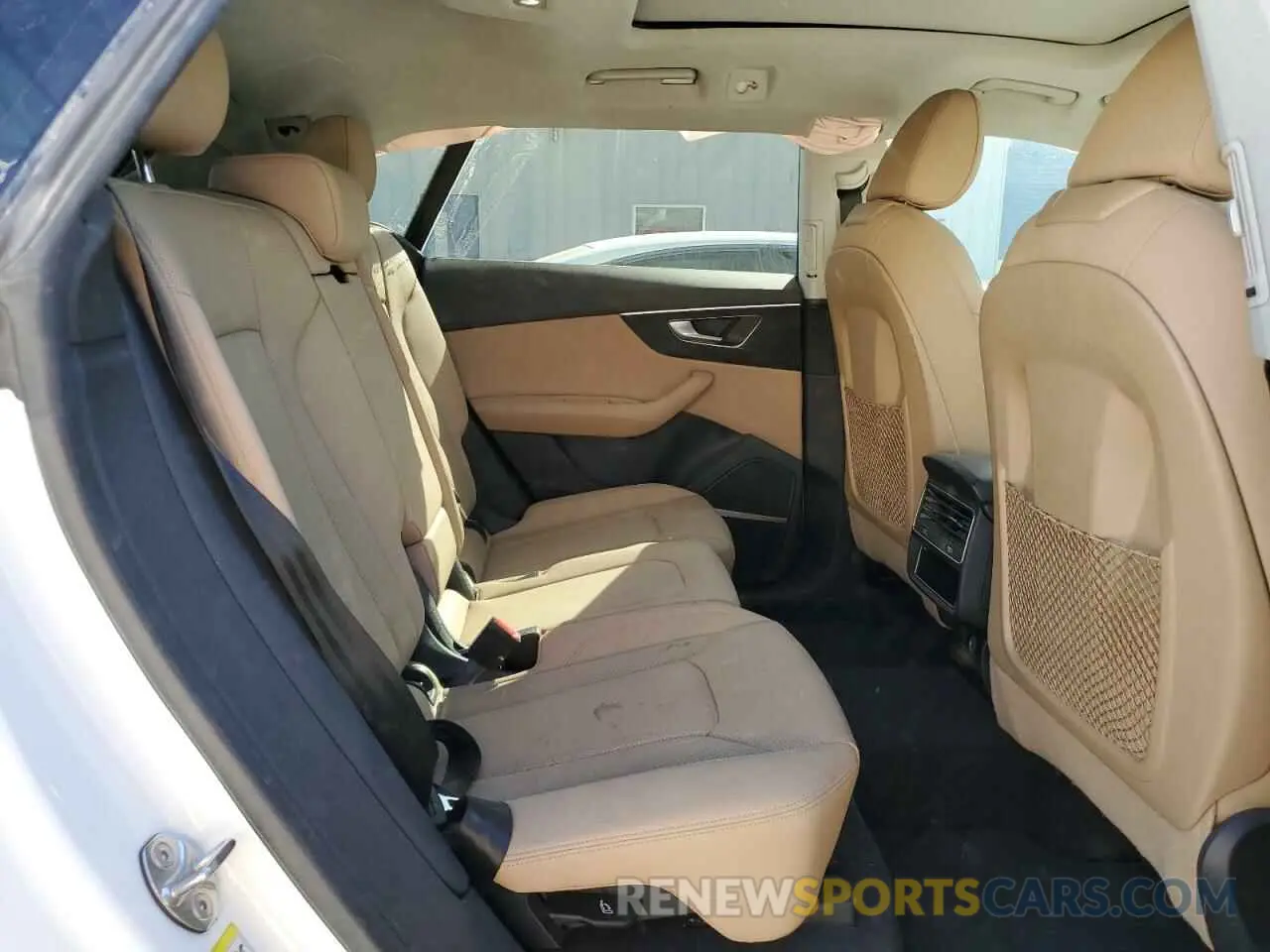 11 fotografías del automóvil dañado WA1BVAF18MD032042 AUDI Q8 2021
