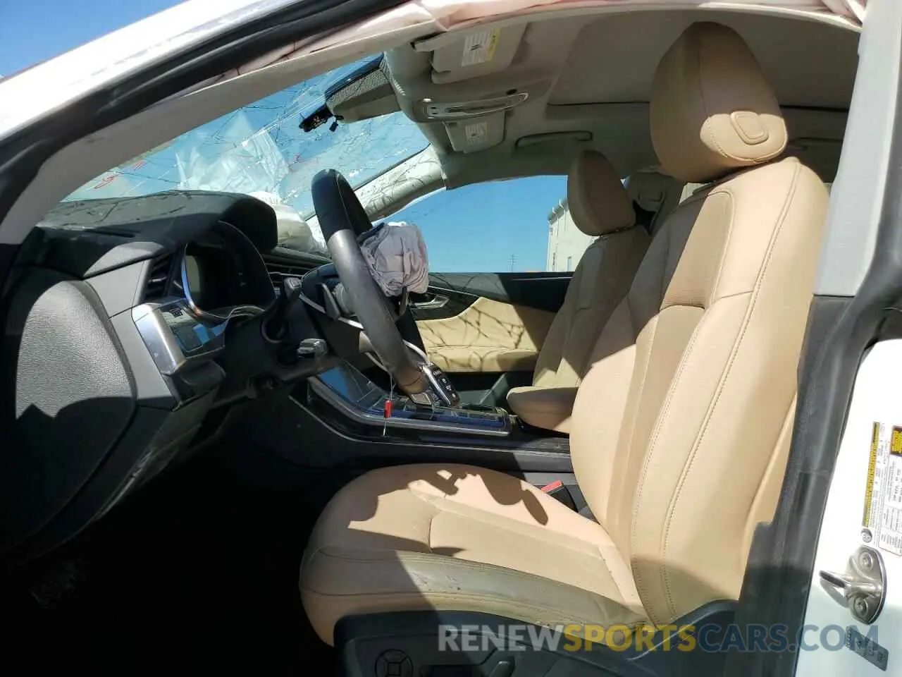 7 fotografías del automóvil dañado WA1BVAF18MD032042 AUDI Q8 2021