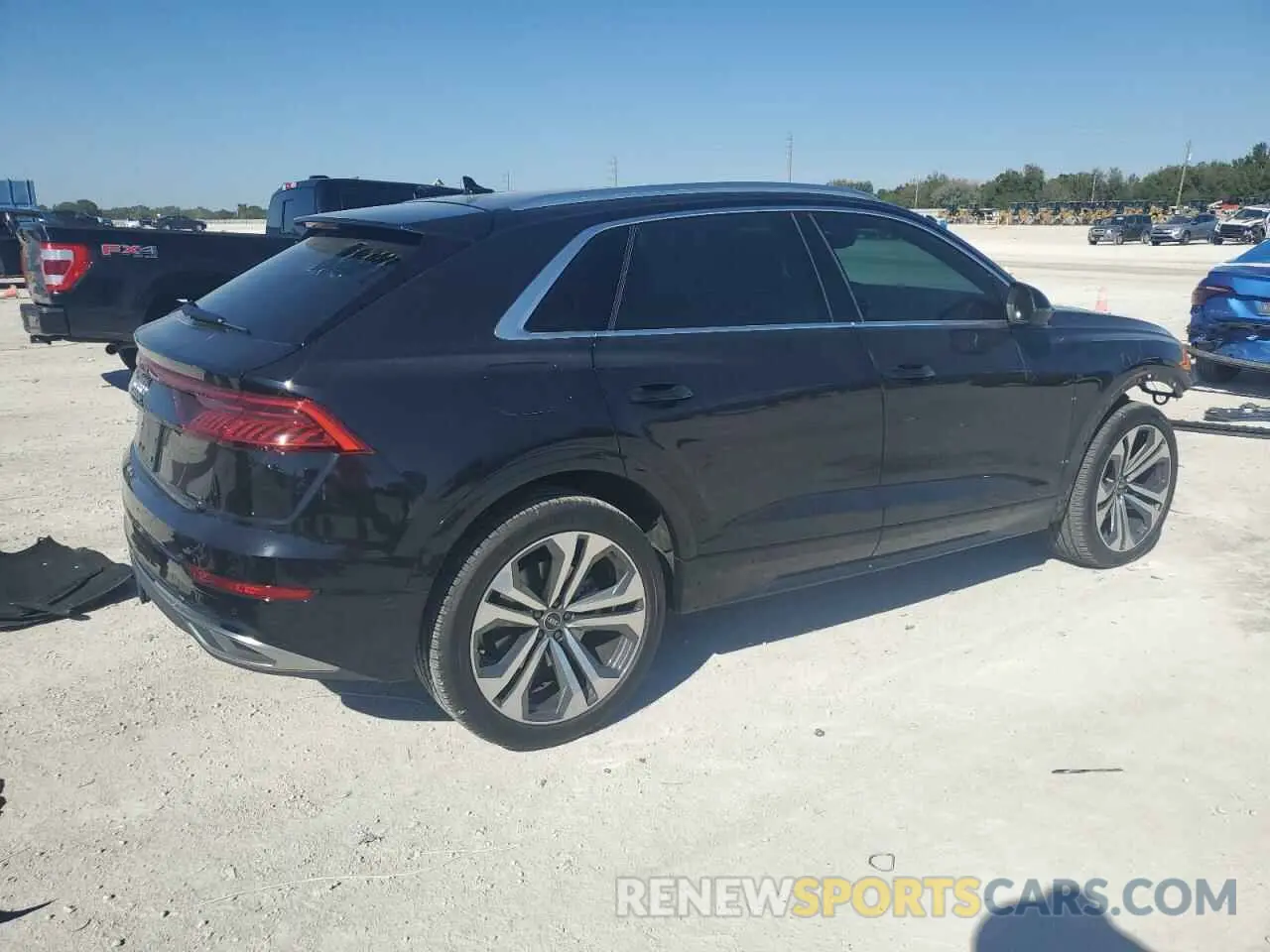 3 fotografías del automóvil dañado WA1CVAF16MD028995 AUDI Q8 2021