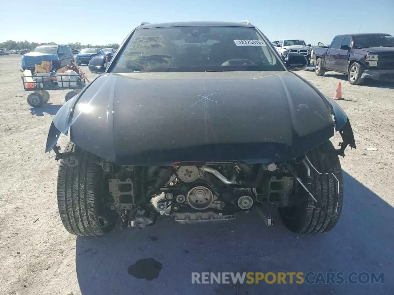 5 fotografías del automóvil dañado WA1CVAF16MD028995 AUDI Q8 2021