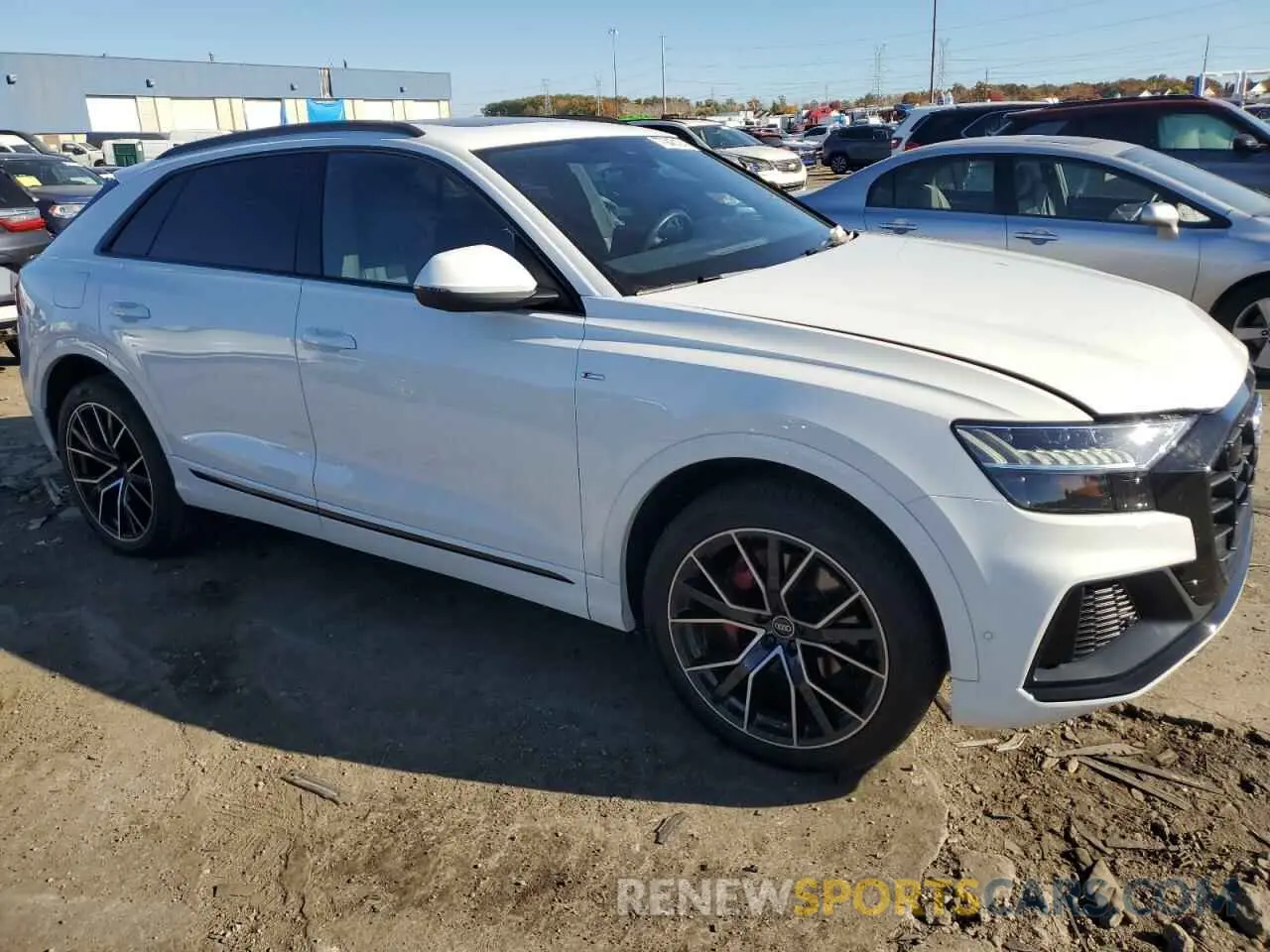 4 fotografías del automóvil dañado WA1EVAF10MD007262 AUDI Q8 2021