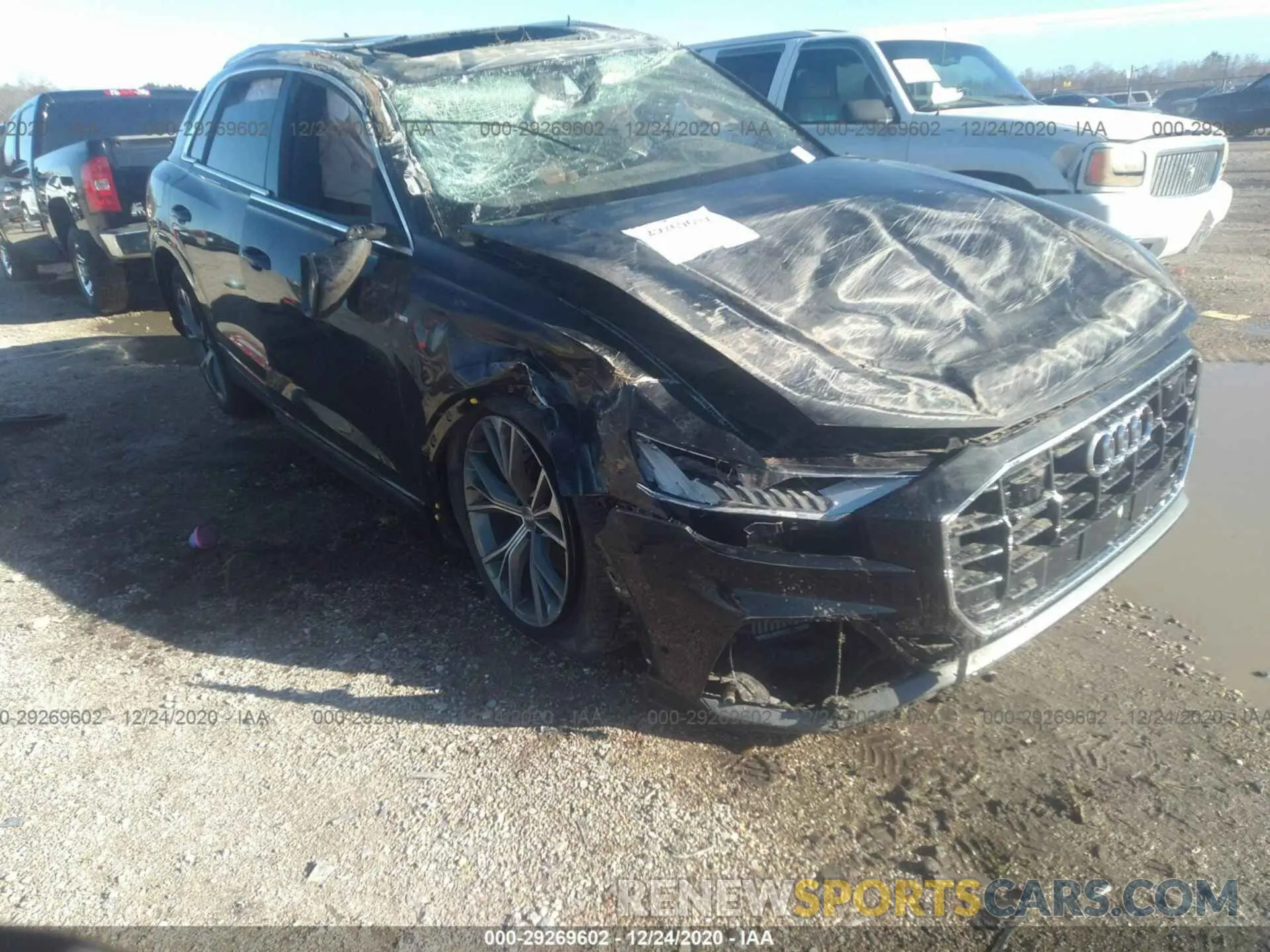 6 fotografías del automóvil dañado WA1EVAF11MD001373 AUDI Q8 2021