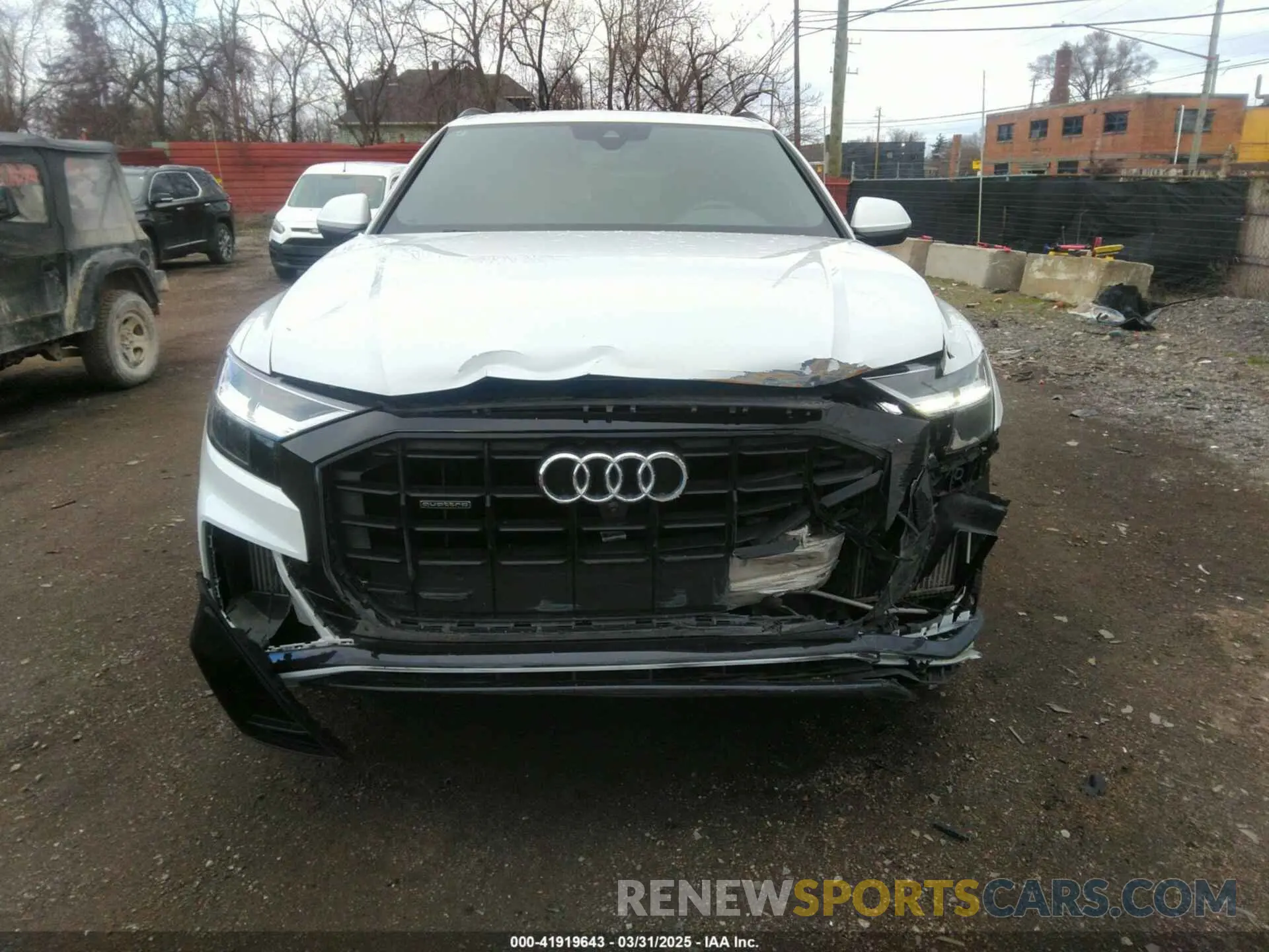 6 fotografías del automóvil dañado WA1EVAF11MD005634 AUDI Q8 2021