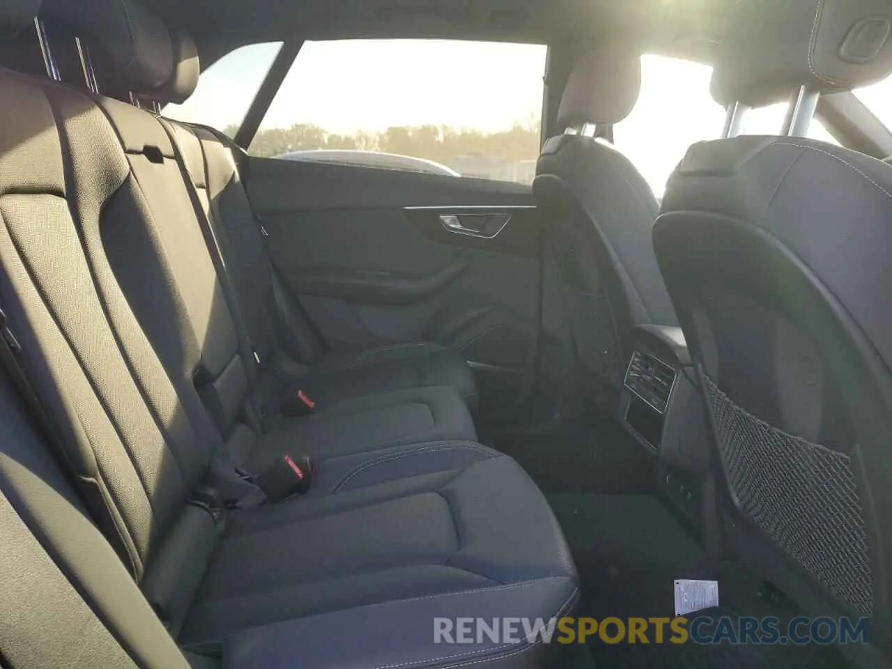 11 fotografías del automóvil dañado WA1EVAF11MD021736 AUDI Q8 2021