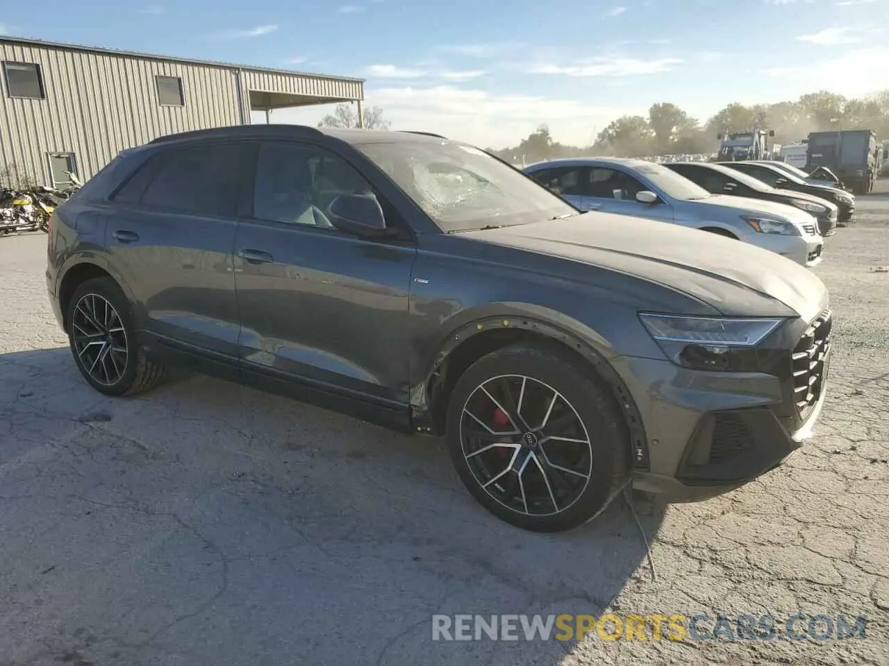 4 fotografías del automóvil dañado WA1EVAF11MD021736 AUDI Q8 2021