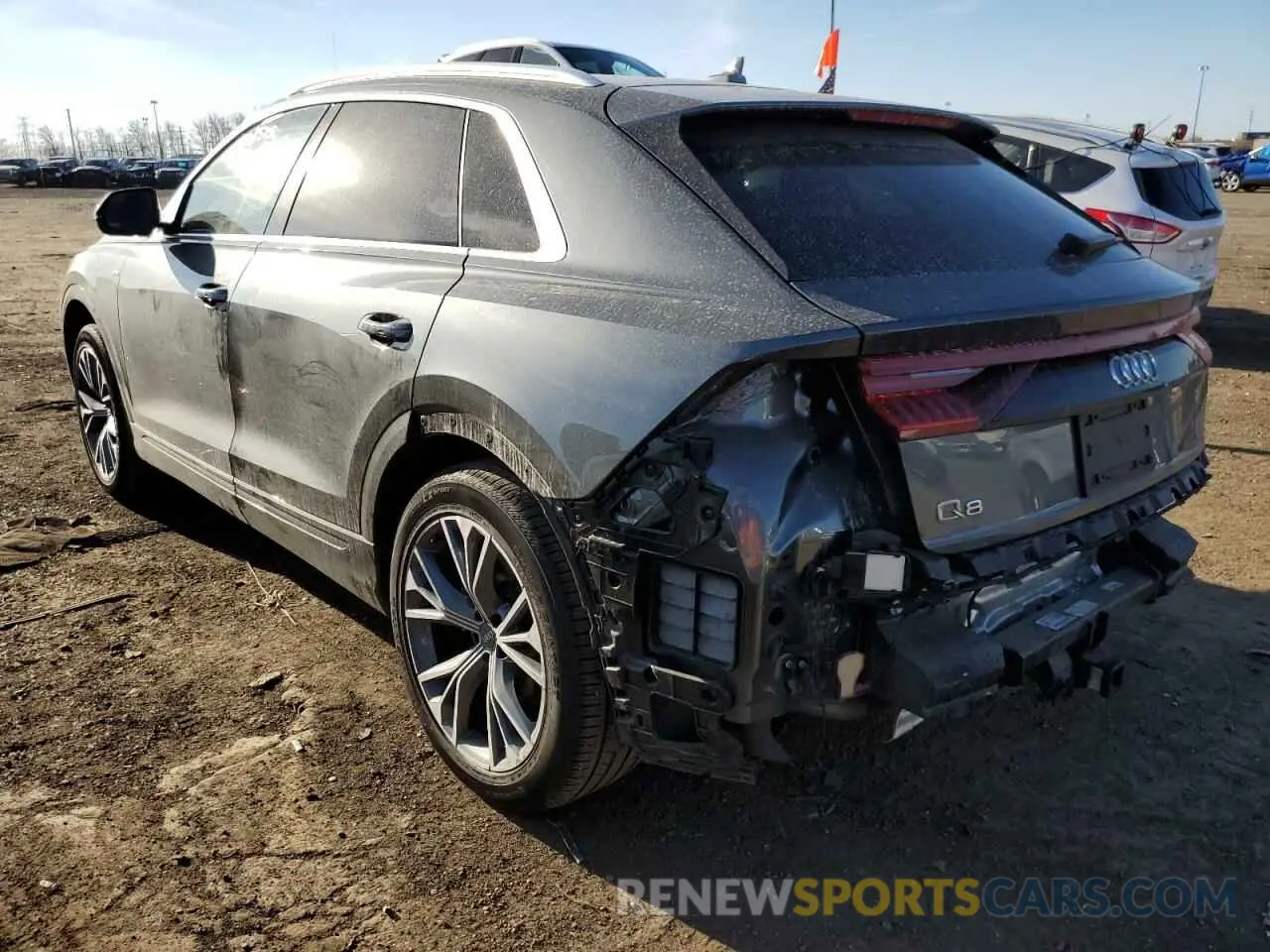3 fotografías del automóvil dañado WA1EVAF12MD001673 AUDI Q8 2021