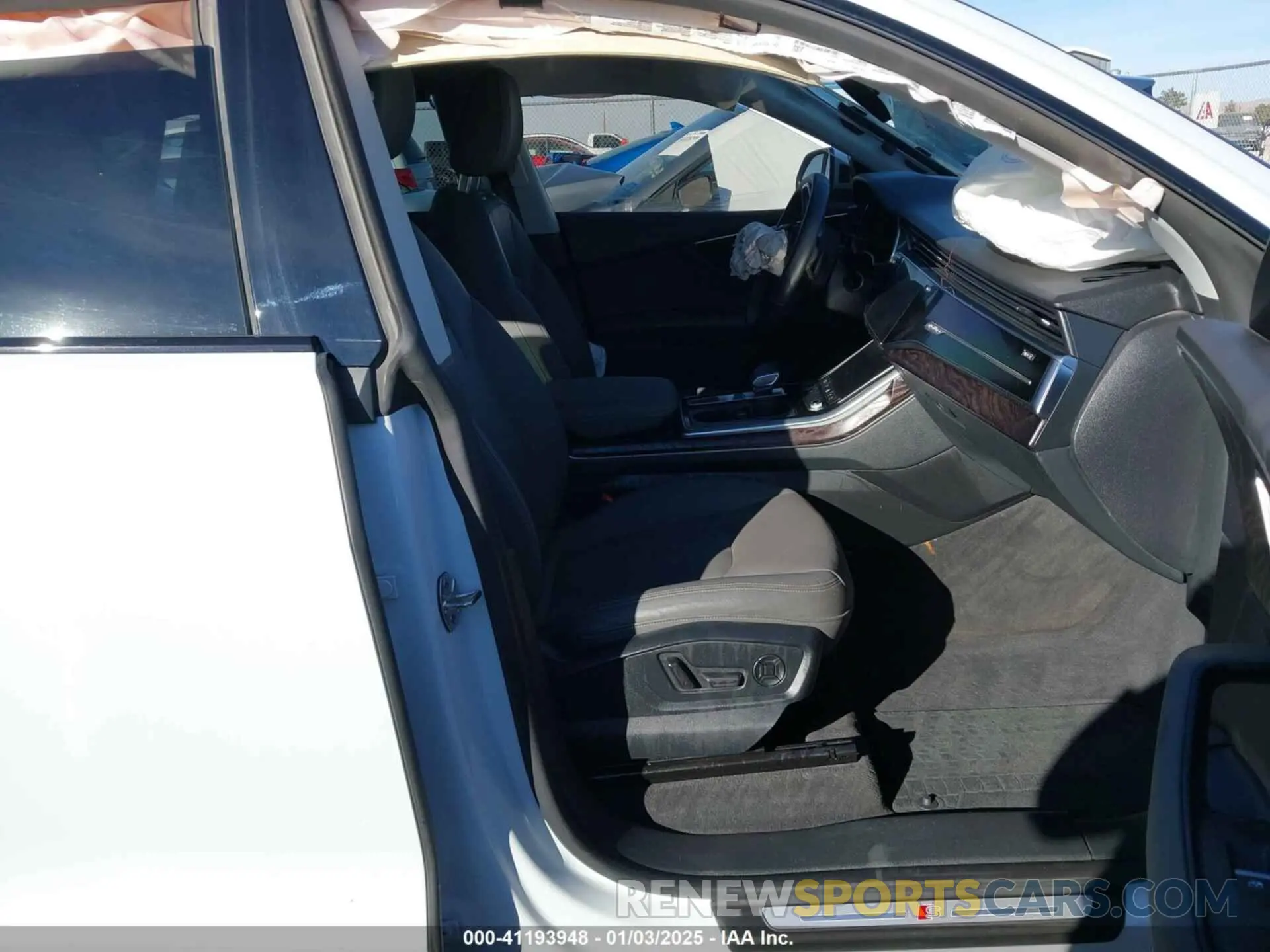 5 fotografías del automóvil dañado WA1EVAF12MD032227 AUDI Q8 2021