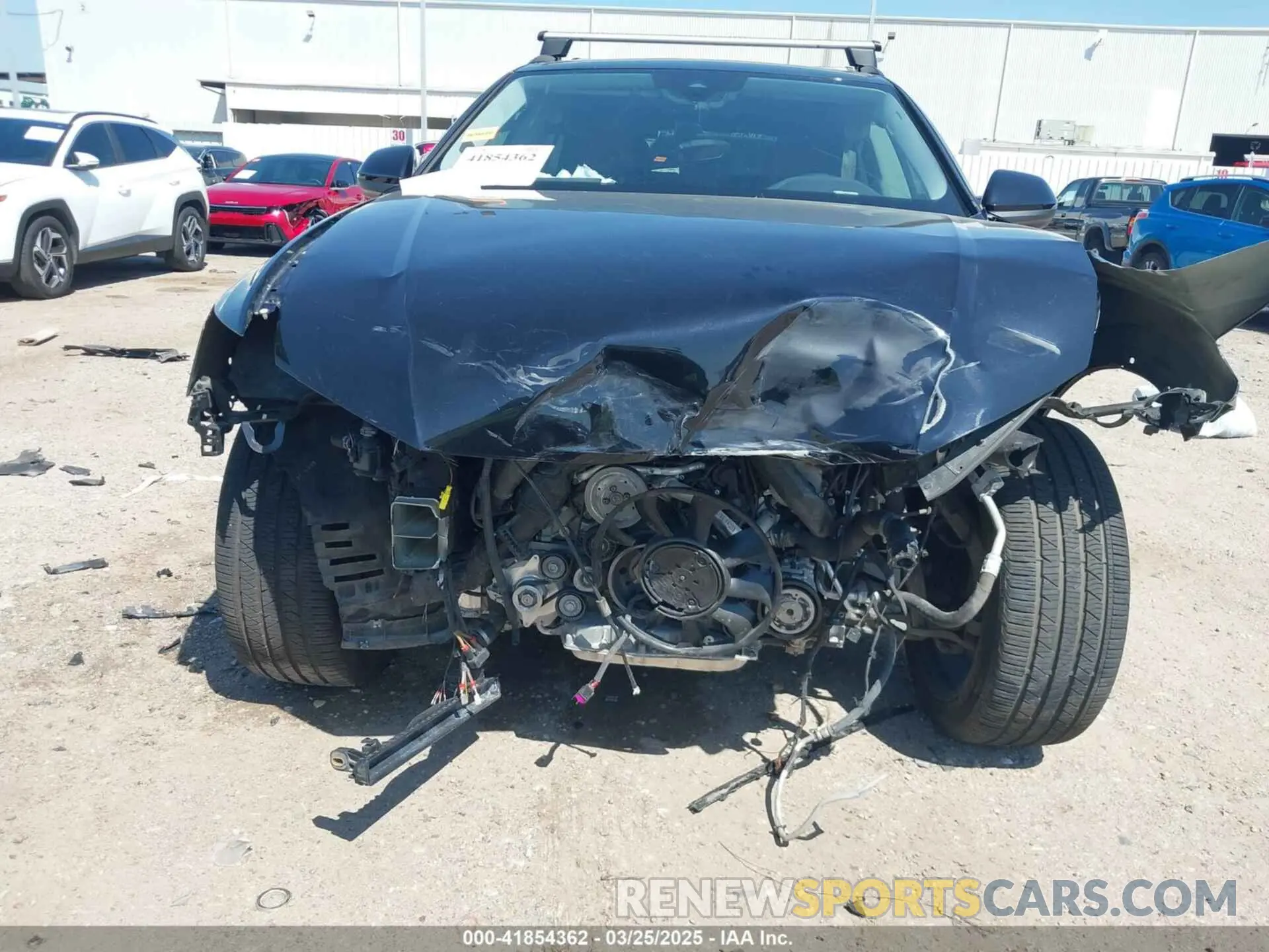 6 fotografías del automóvil dañado WA1EVAF14MD003053 AUDI Q8 2021