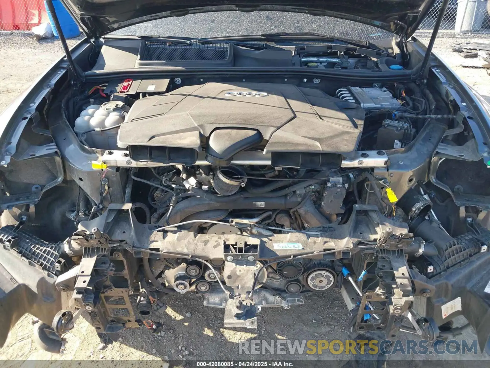 10 fotografías del automóvil dañado WA1EVAF14MD014781 AUDI Q8 2021