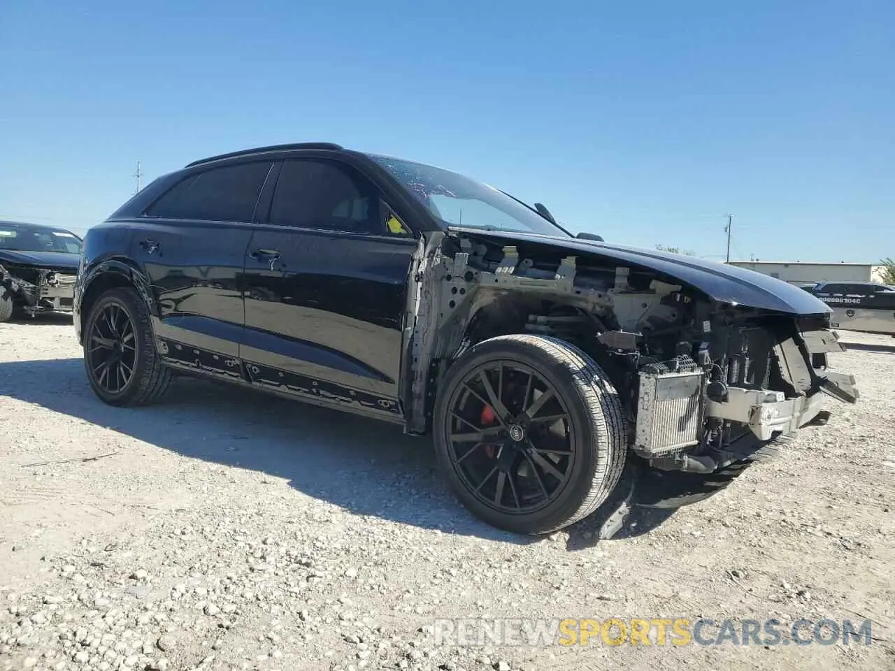 4 fotografías del automóvil dañado WA1EVAF15MD032125 AUDI Q8 2021