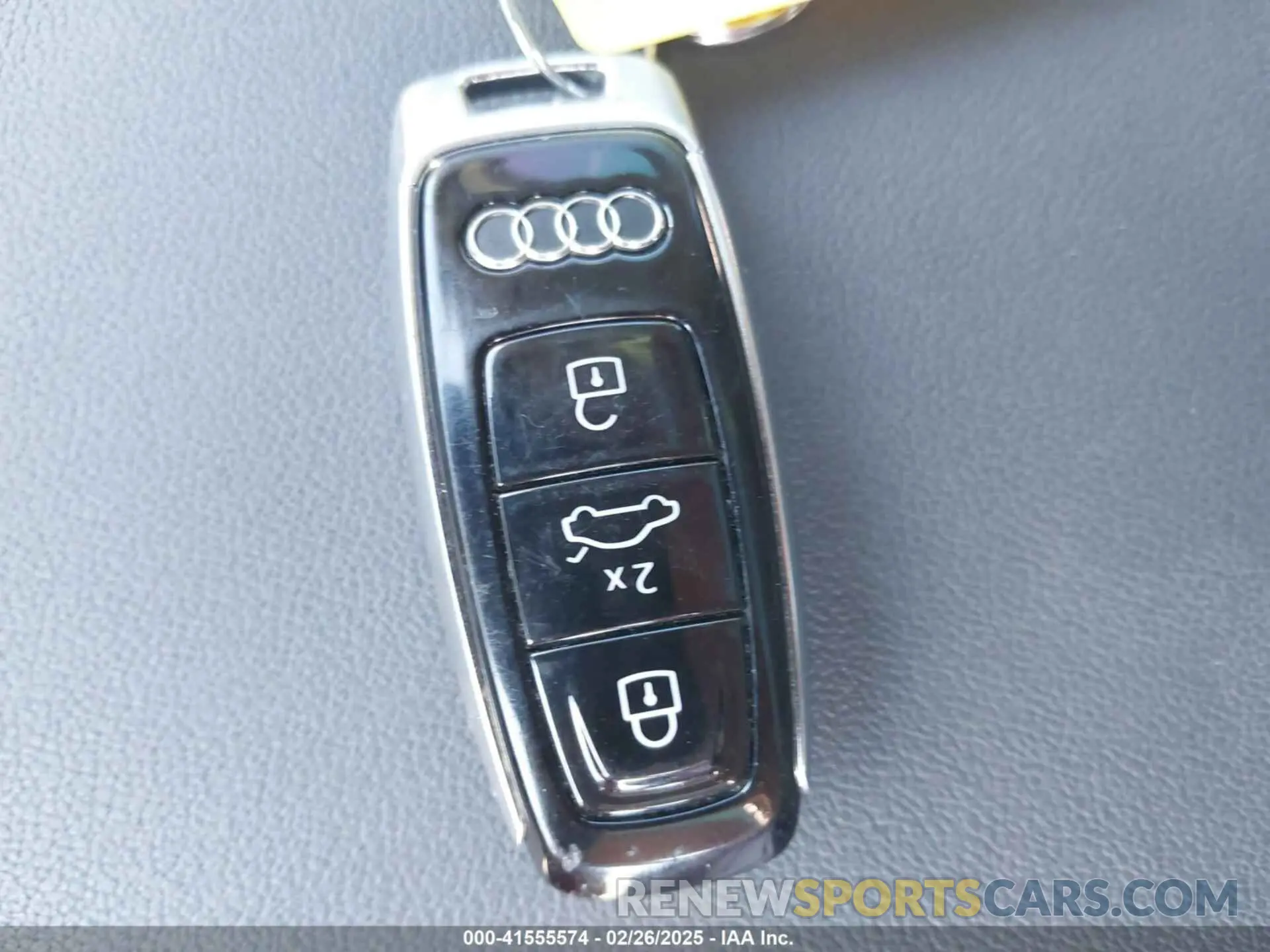 11 fotografías del automóvil dañado WA1EVAF16MD026866 AUDI Q8 2021