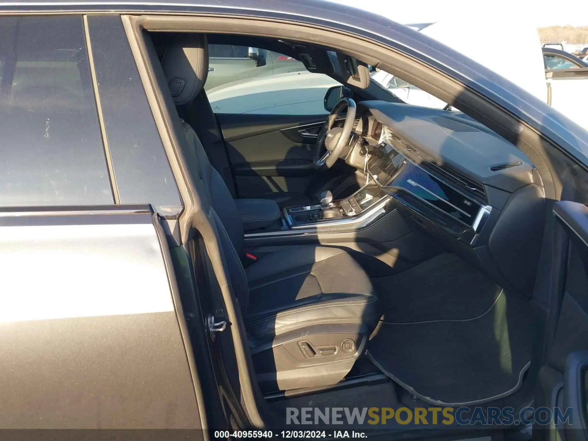 5 fotografías del automóvil dañado WA1EVAF16MD041173 AUDI Q8 2021