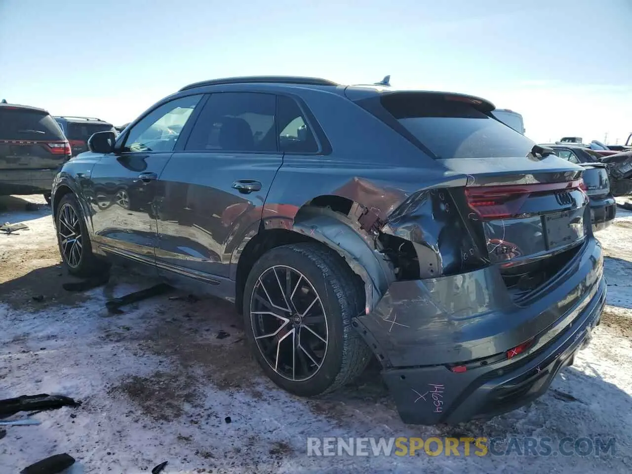 2 fotografías del automóvil dañado WA1FVAF14MD041905 AUDI Q8 2021