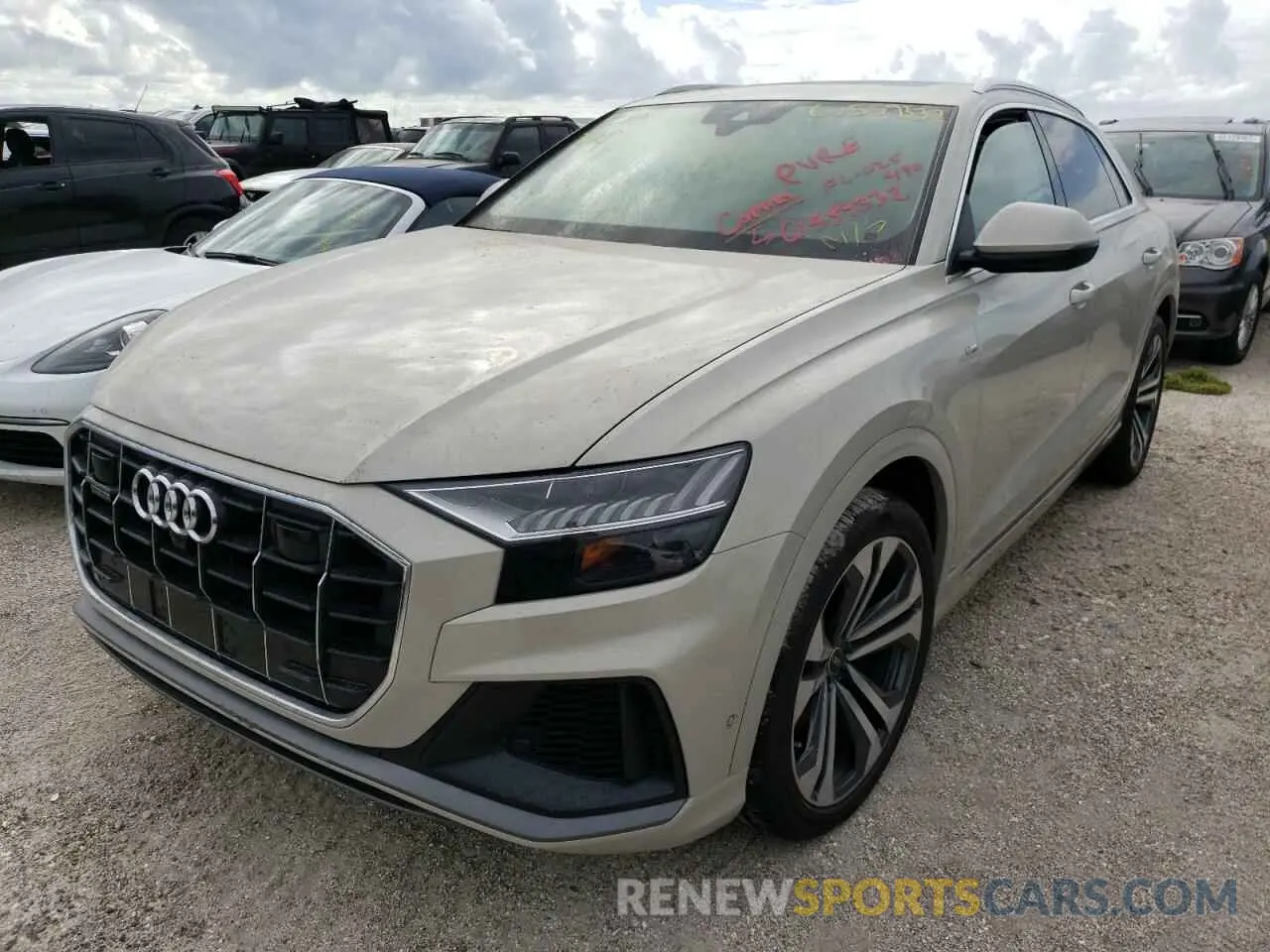2 fotografías del automóvil dañado WA1FVAF15MD027270 AUDI Q8 2021