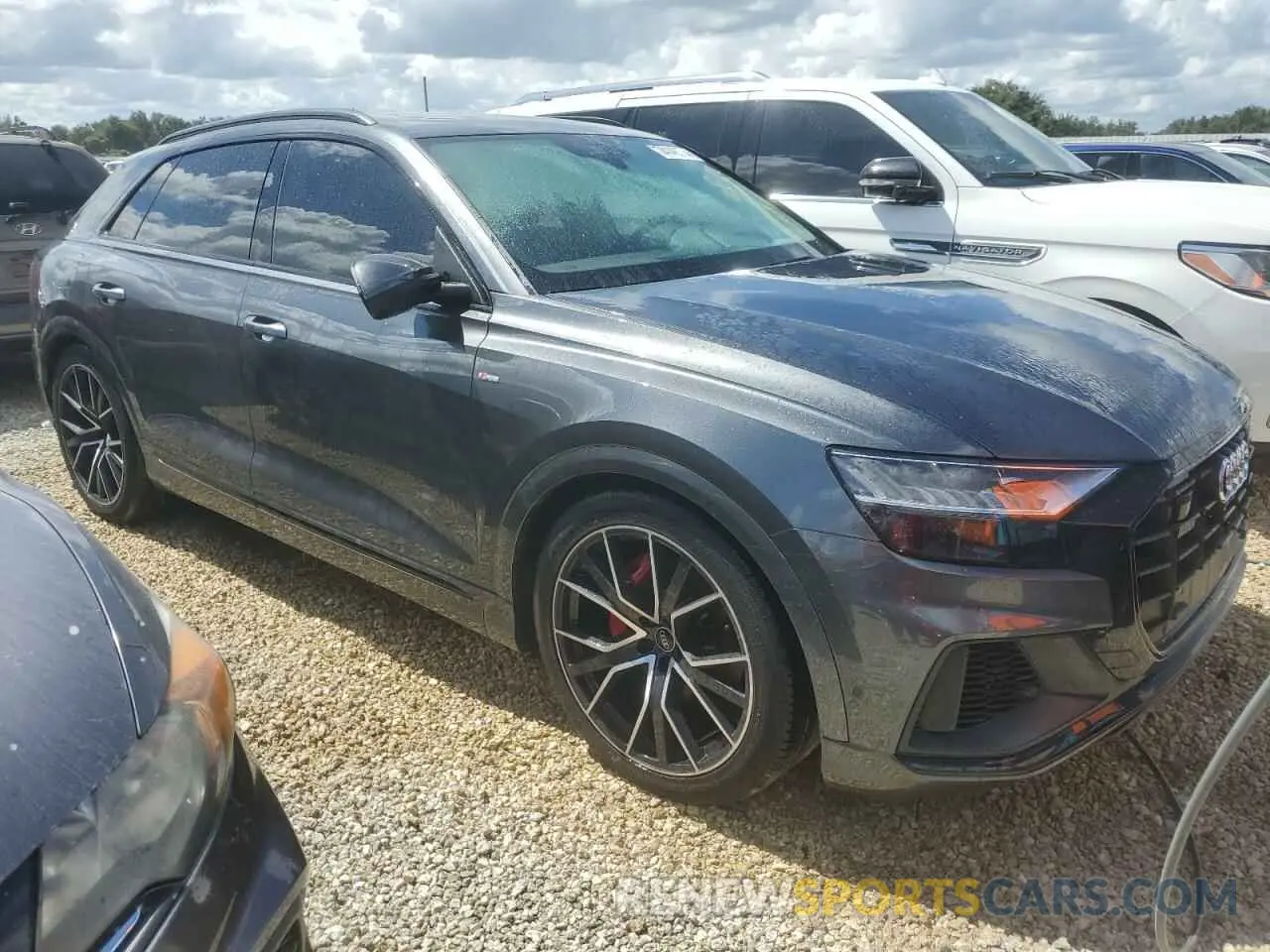 4 fotografías del automóvil dañado WA1FVAF19MD012142 AUDI Q8 2021