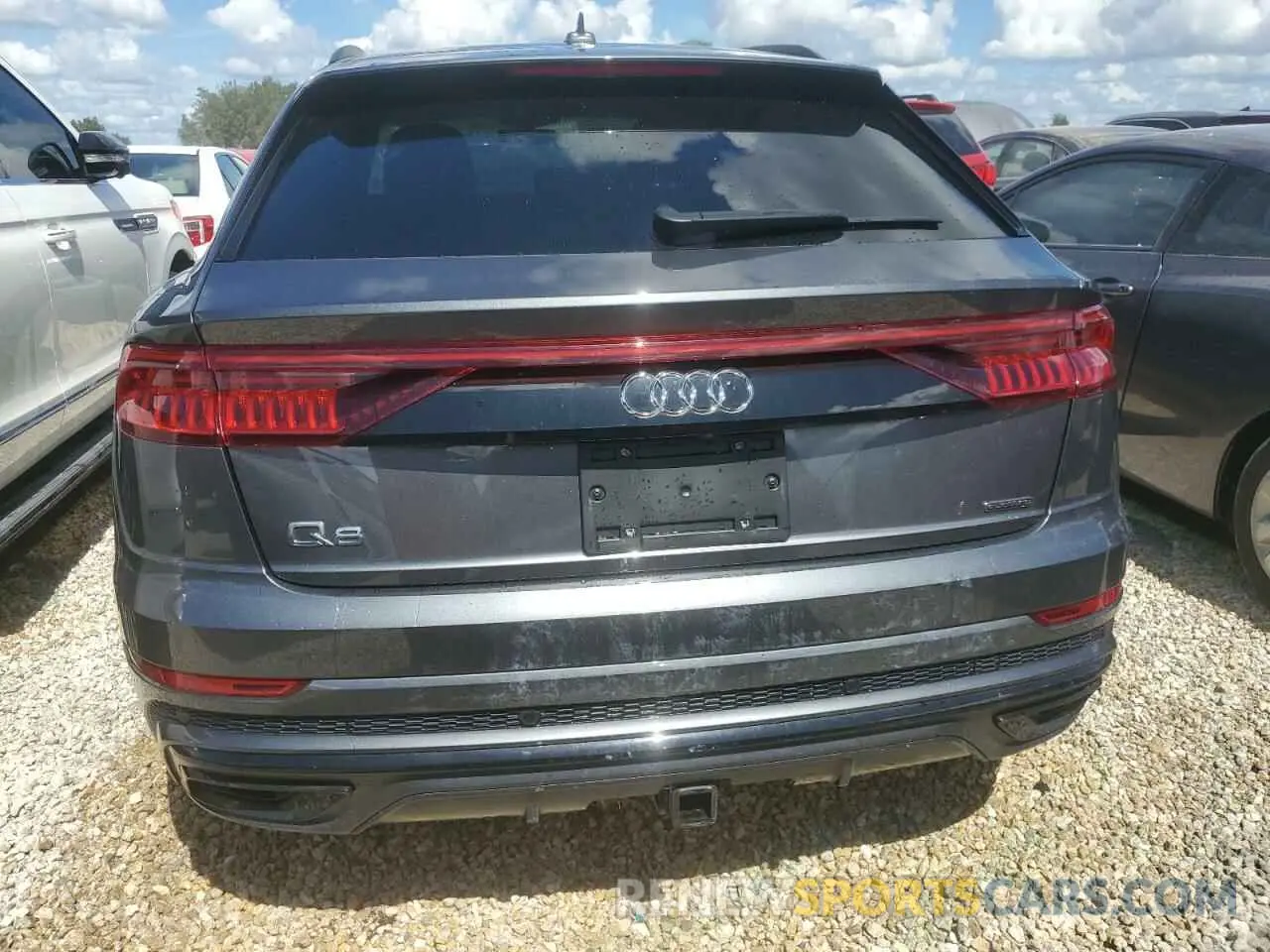 6 fotografías del automóvil dañado WA1FVAF19MD012142 AUDI Q8 2021