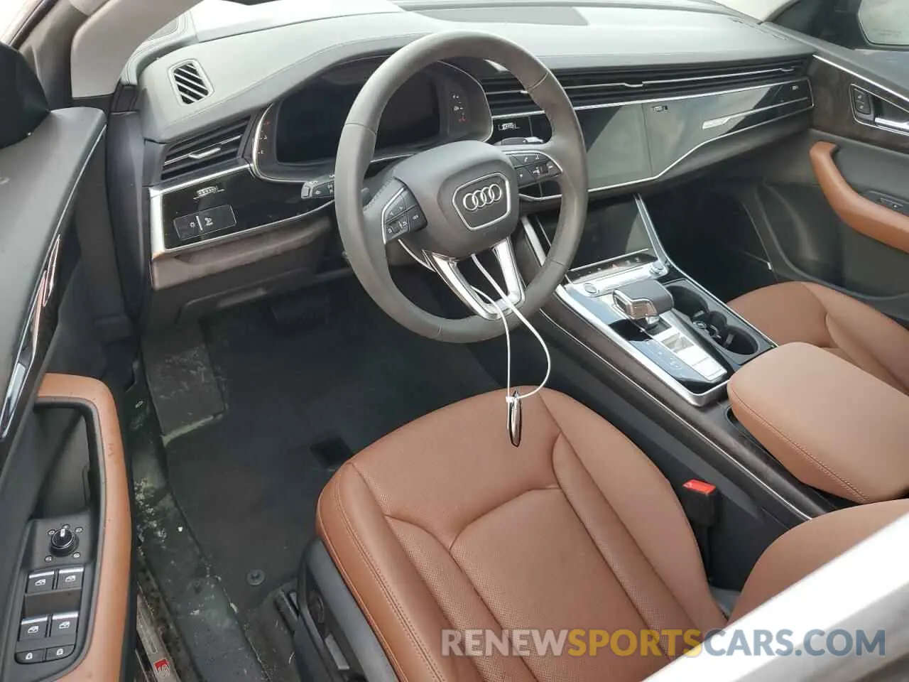 8 fotografías del automóvil dañado WA1FVAF19MD012142 AUDI Q8 2021