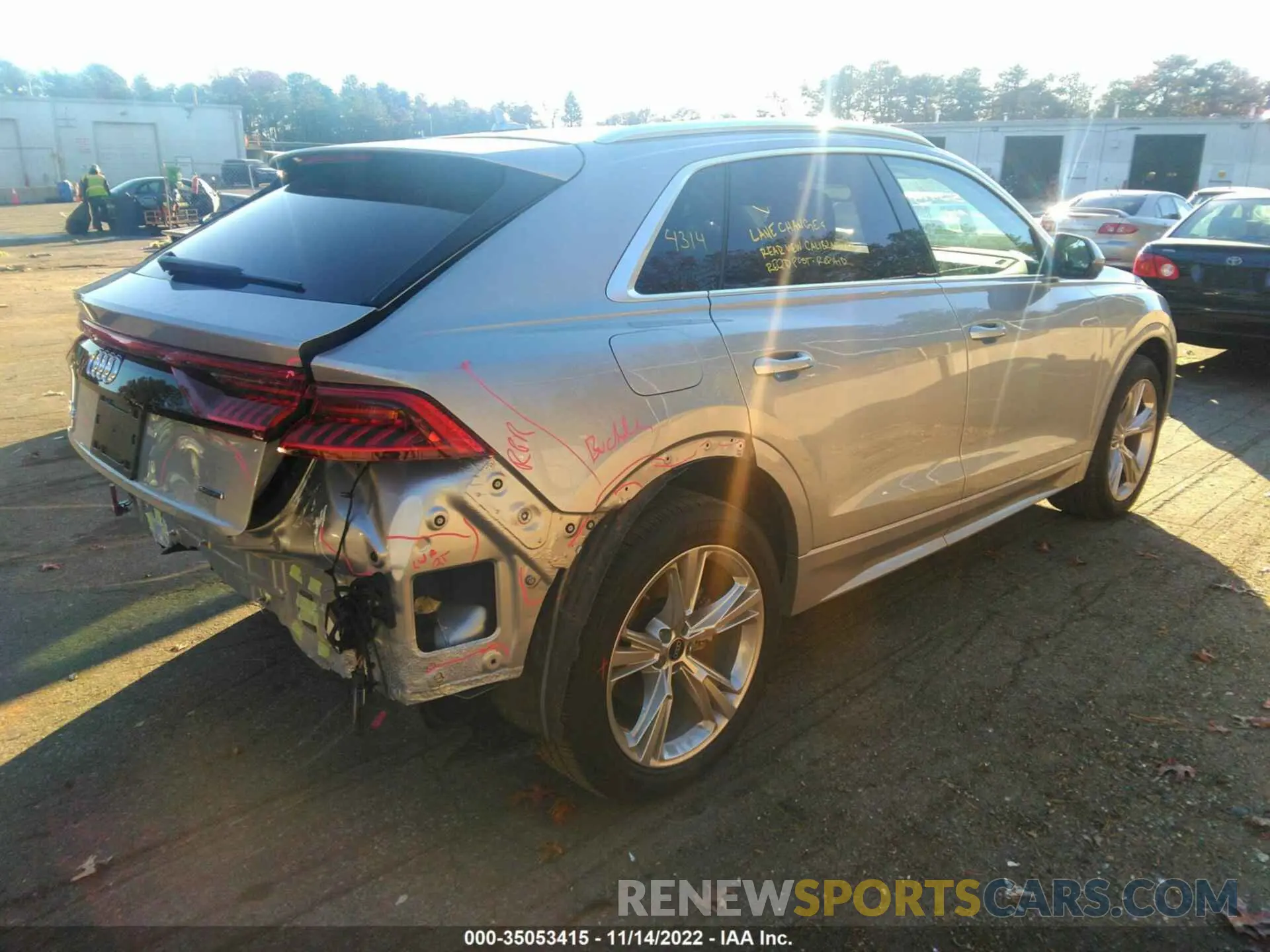 4 fotografías del automóvil dañado WA1AVBF17ND020547 AUDI Q8 2022