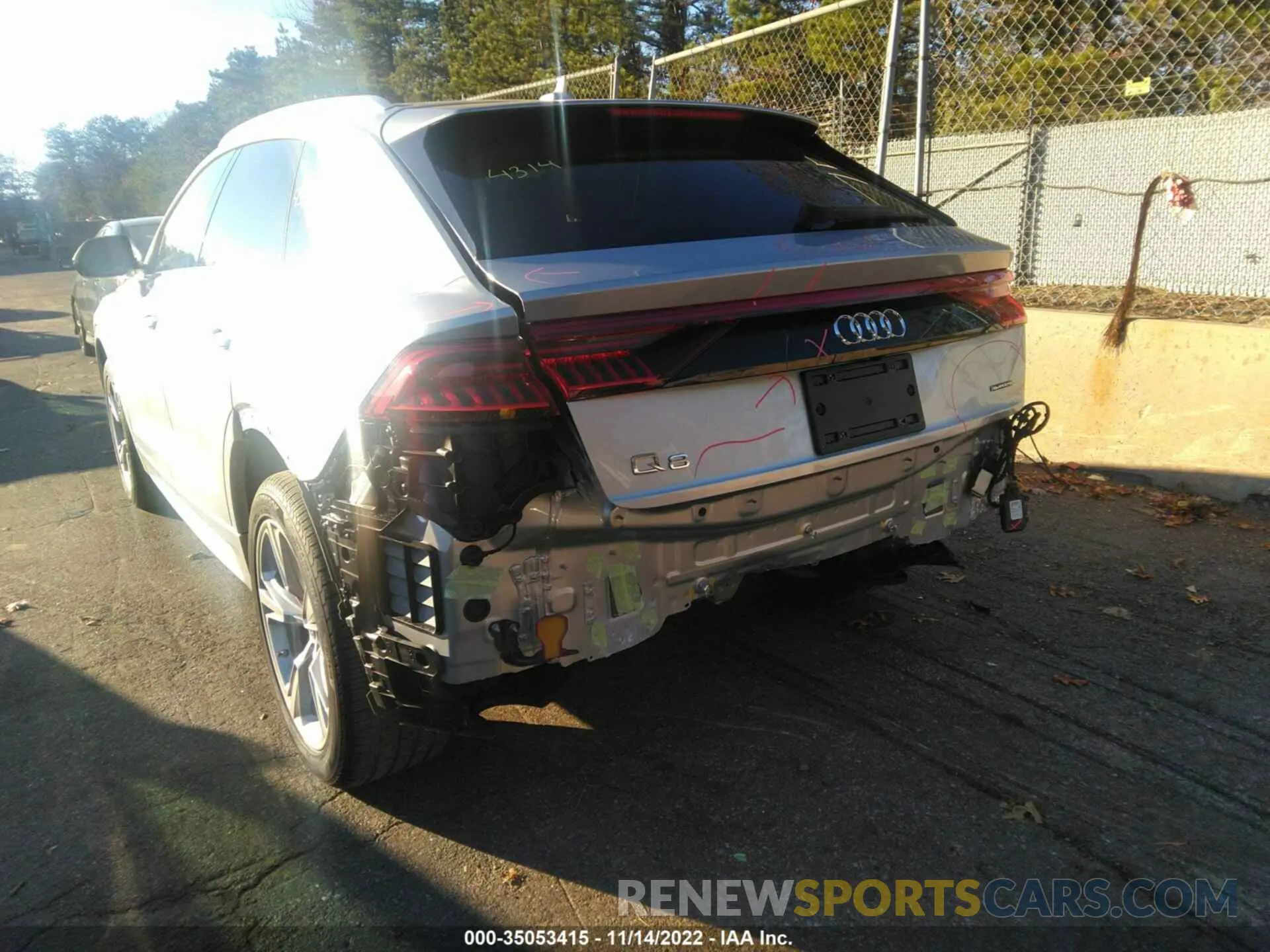 6 fotografías del automóvil dañado WA1AVBF17ND020547 AUDI Q8 2022