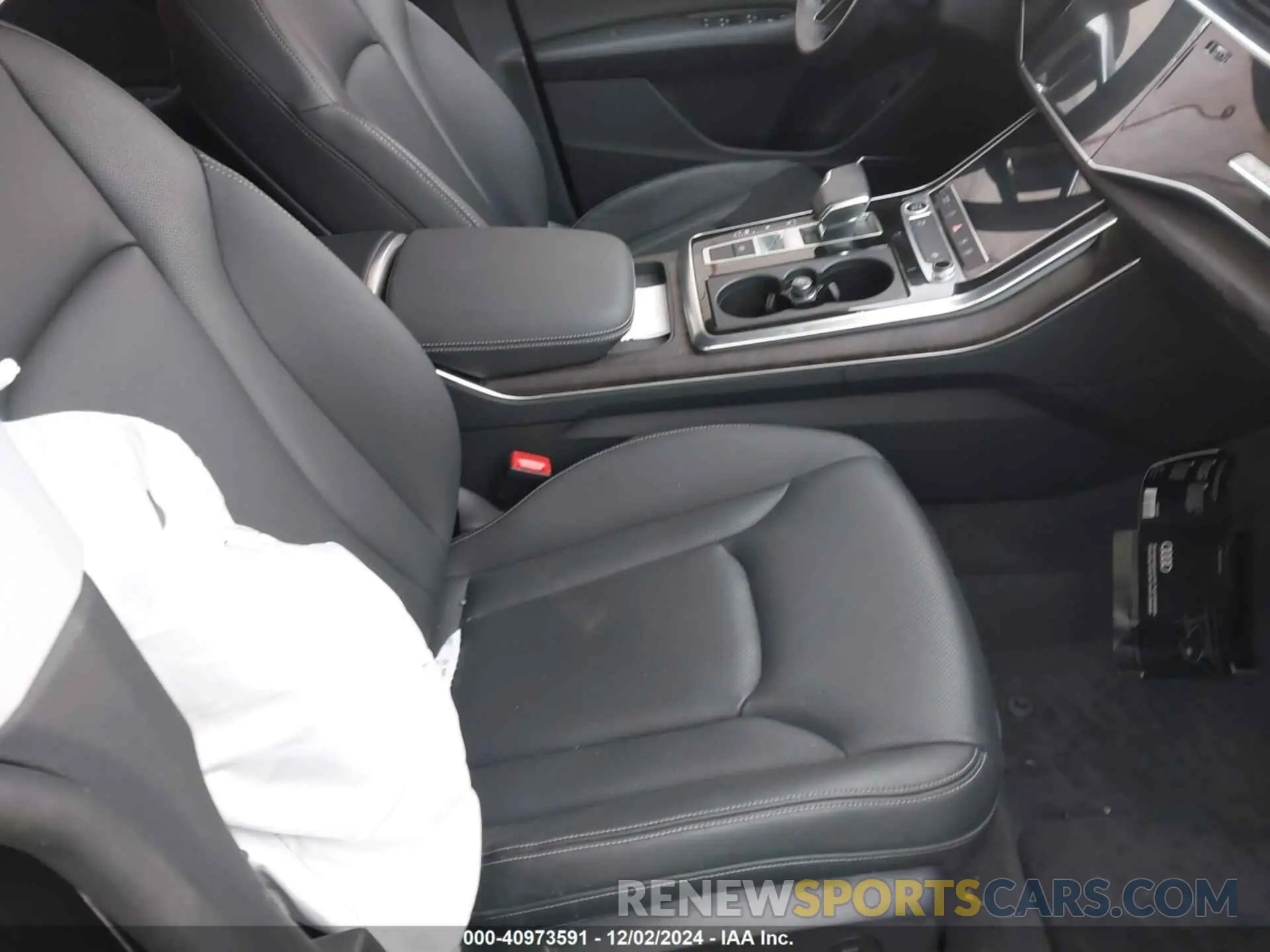 5 fotografías del automóvil dañado WA1BVBF15ND025802 AUDI Q8 2022