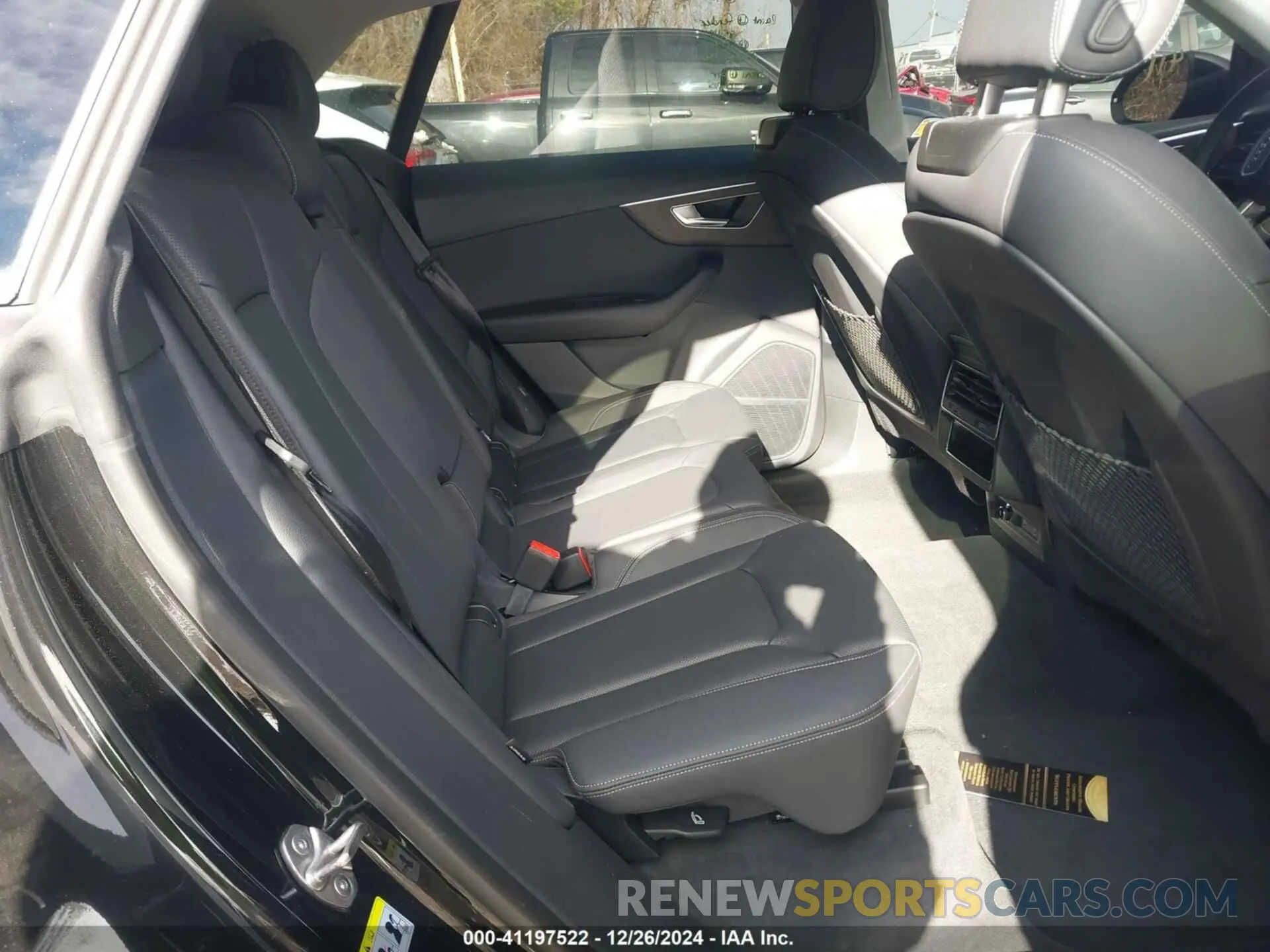 8 fotografías del automóvil dañado WA1EVBF1XND033147 AUDI Q8 2022